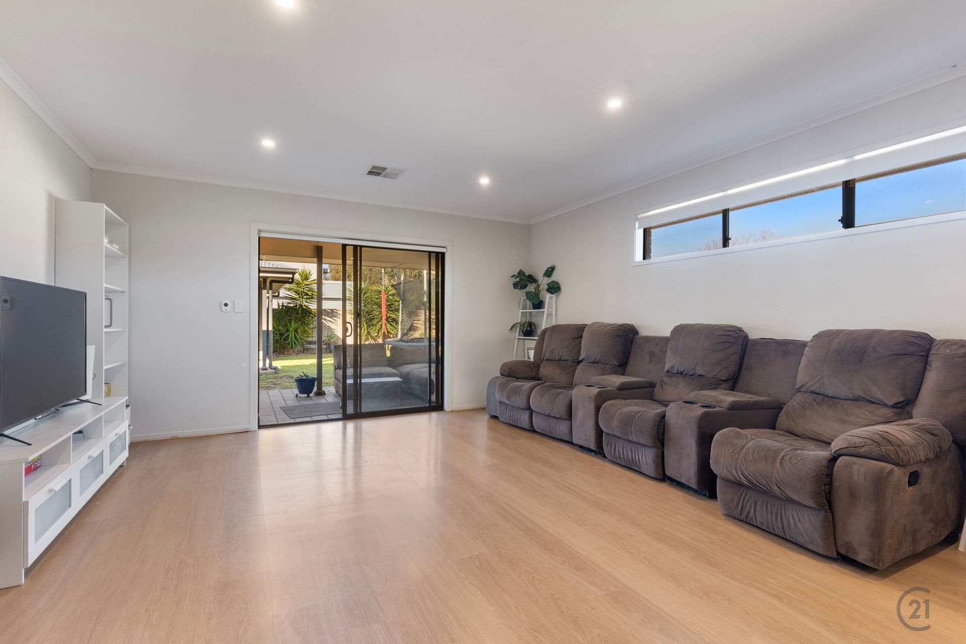 18 Rothwell Avenue, Seaford Meadows, SA, 5169, Seaford Meadows - Thumbnail 6
