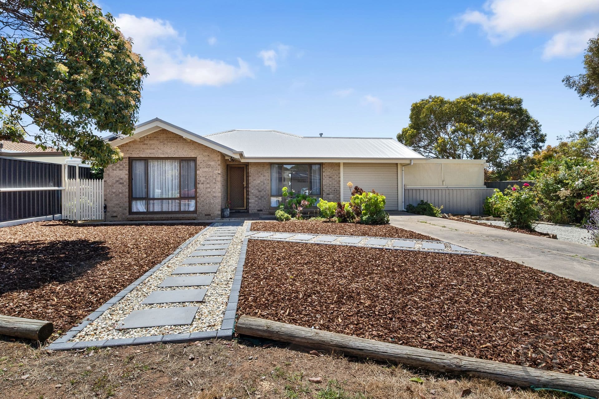 10 Richardson Crescent, Morphett Vale, SA, 5162, Morphett Vale - Image 1
