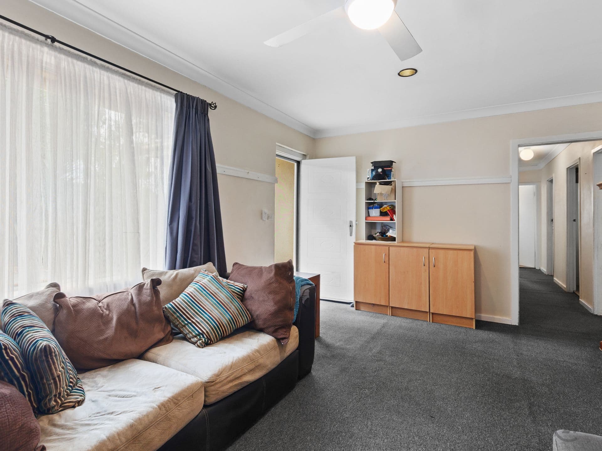 61 Collins Parade, Hackham, SA, 5163, Hackham - Thumbnail 2