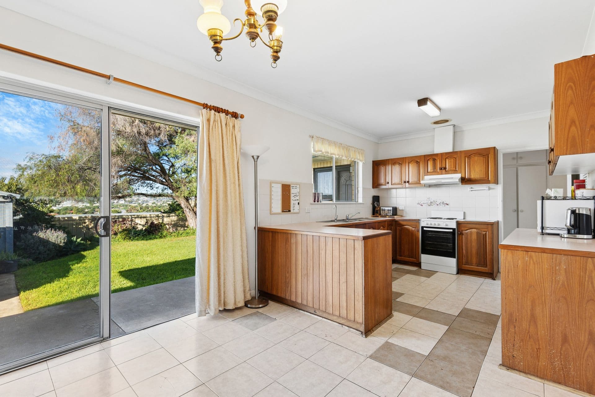 30 Winchley Way, Huntfield Heights, SA, 5163, Huntfield Heights - Thumbnail 3