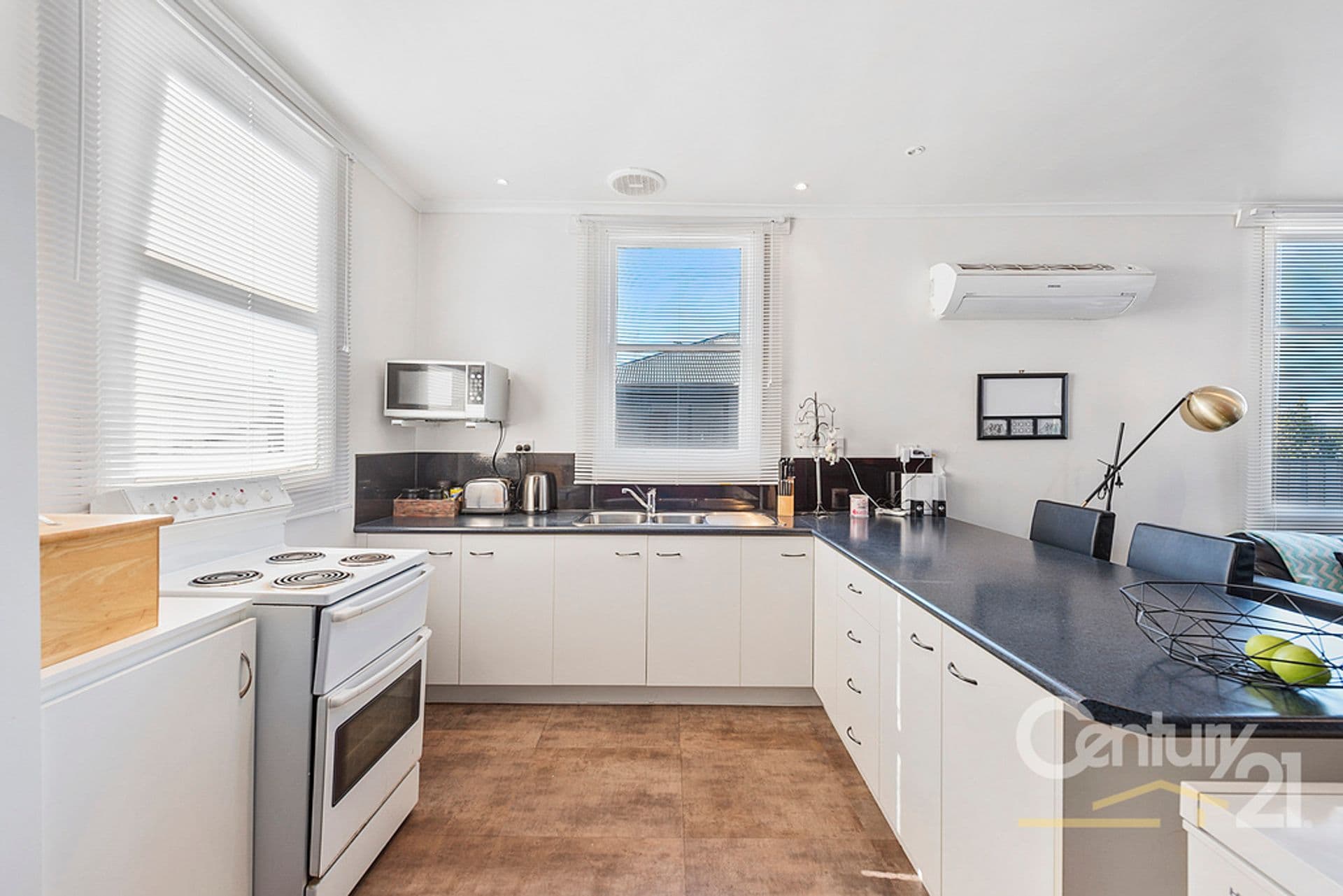 14 Chettle Street, Devonport, TAS, 7310, Devonport - Thumbnail 2