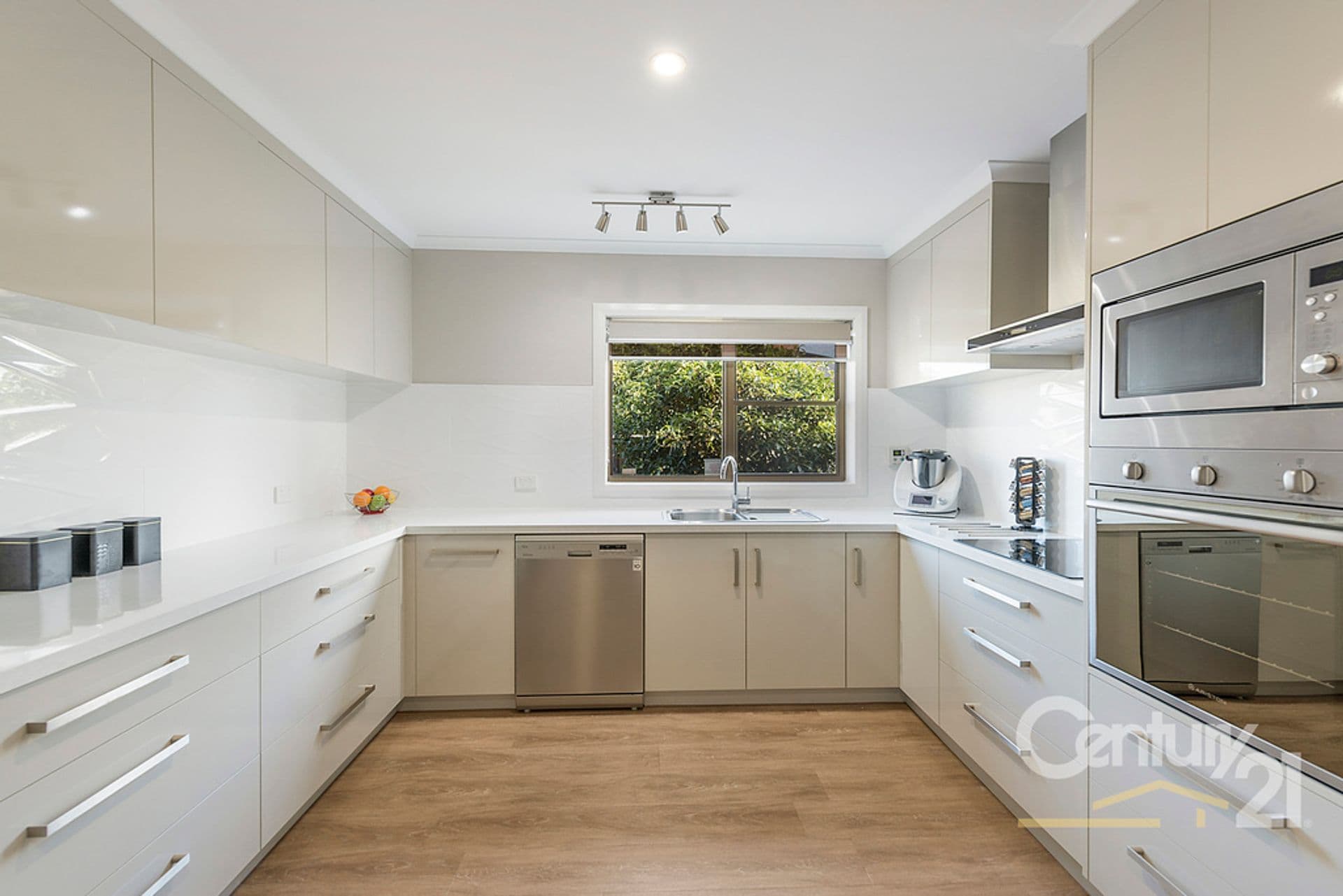 117 Parker Street, Devonport, TAS, 7310, Devonport - Thumbnail 2