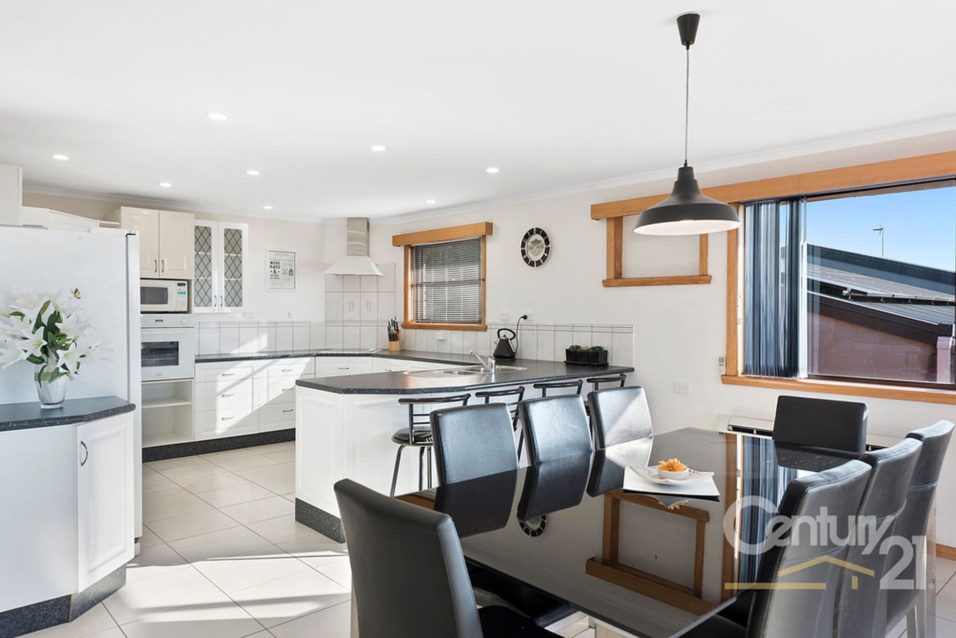 71 Sunbeam Crescent, East Devonport, TAS, 7310, East Devonport - Thumbnail 4