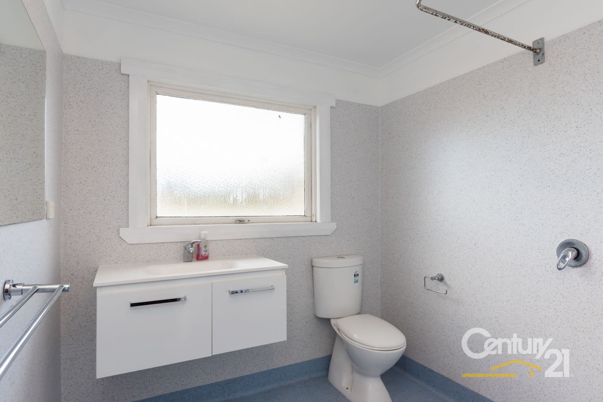 20 Penguin Road, Ulverstone, TAS, 7315, West Ulverstone - Thumbnail 8
