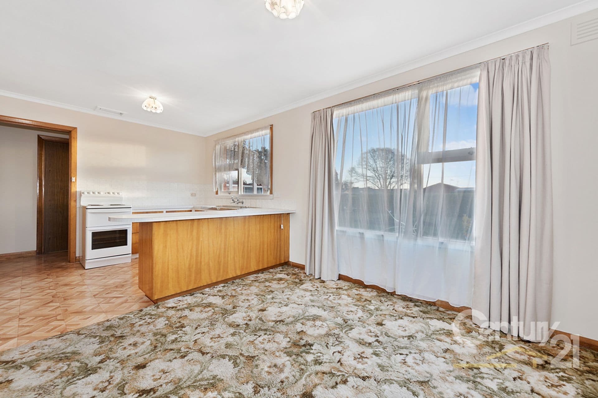 18/2-10 Ocean Road South, Lorne, VIC, Latrobe - Thumbnail 3