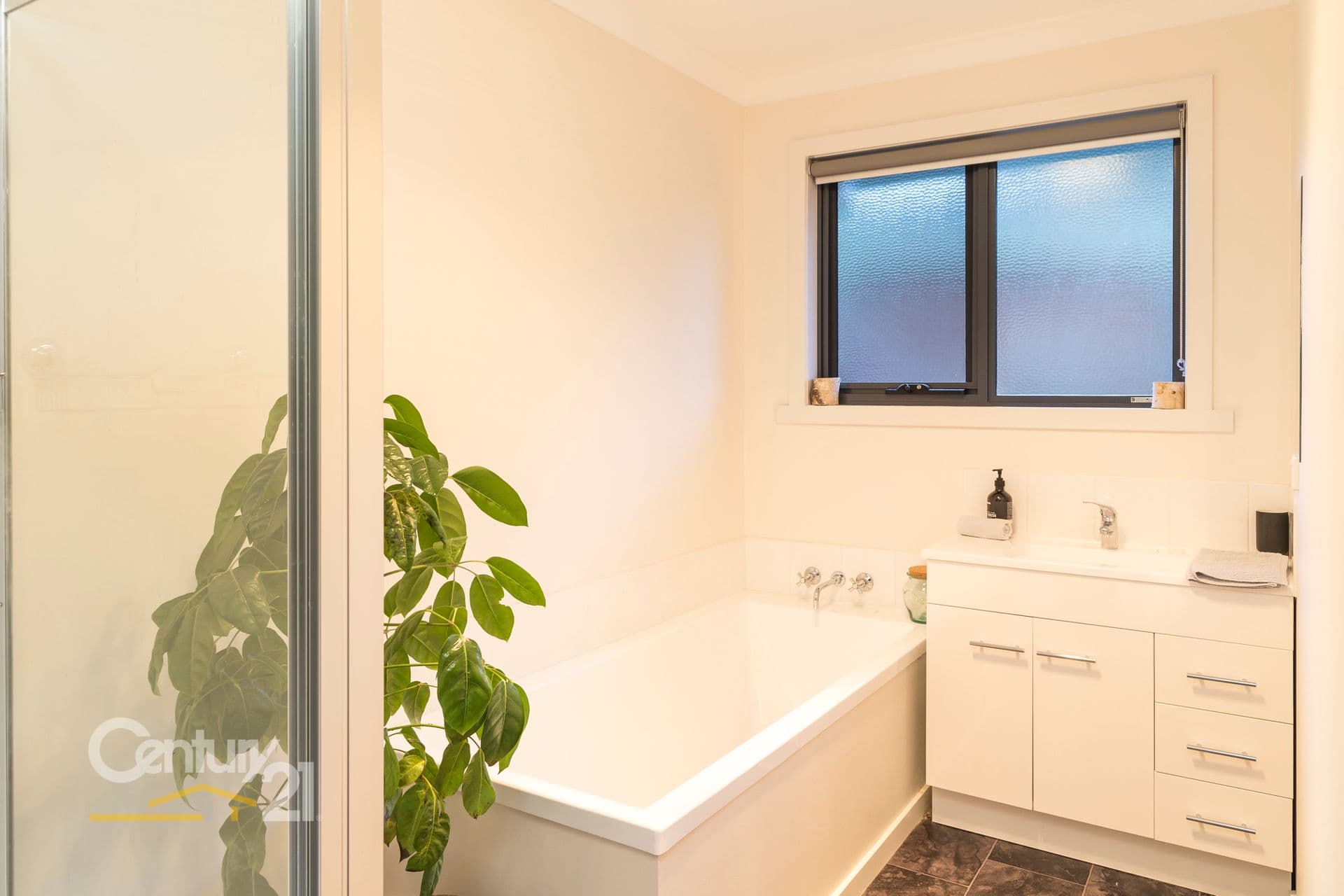 218 Buxtons Road, Wilmot, TAS, 7310, Wilmot - Thumbnail 8