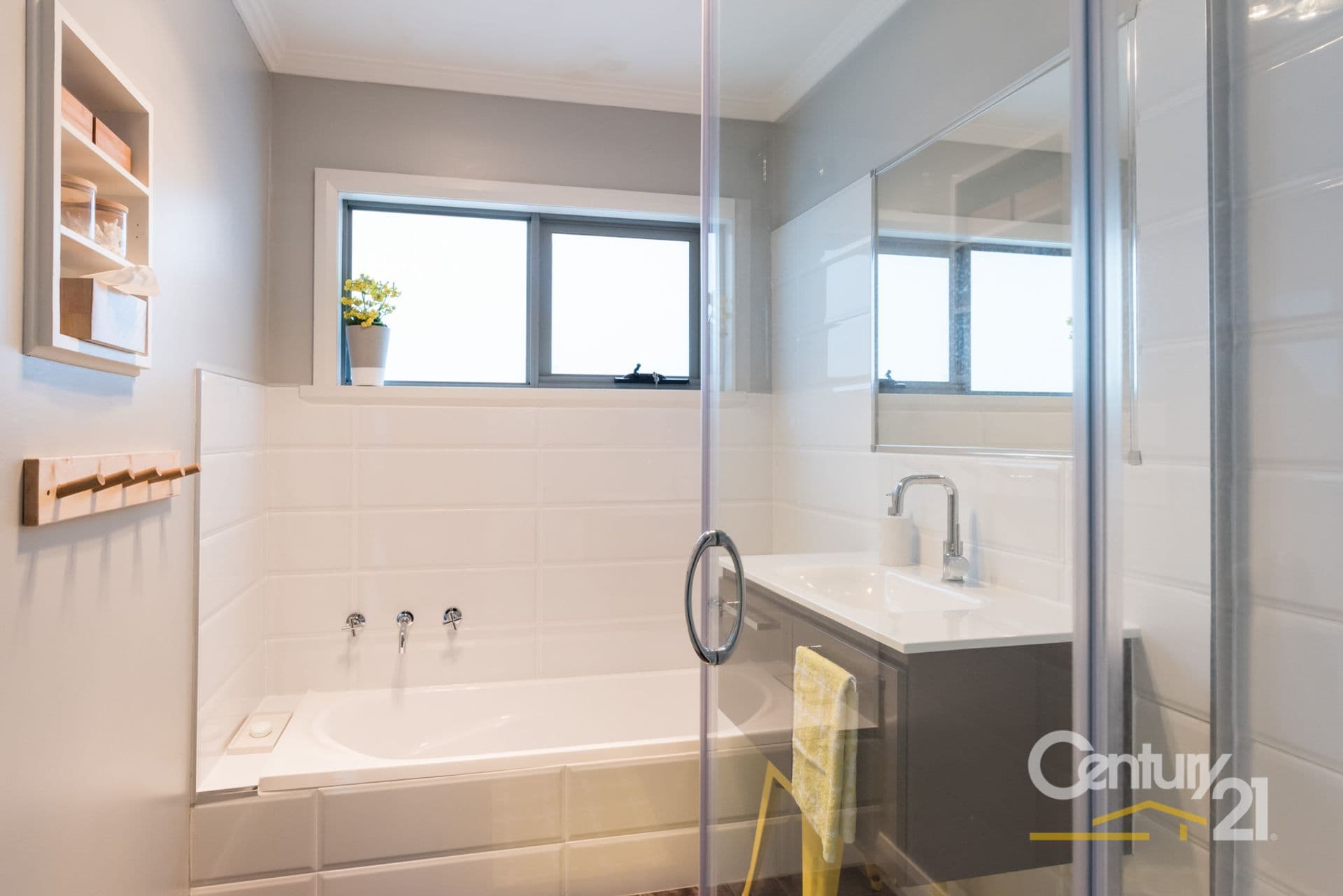 17 Boronia Avenue, Devonport, TAS, 7310, Devonport - Thumbnail 8