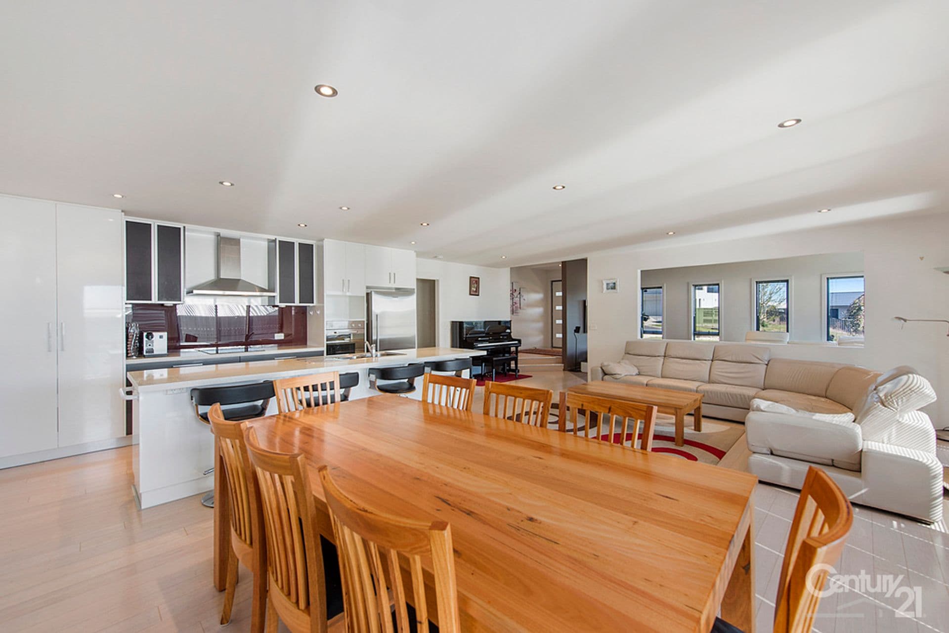 6 Leary Avenue, Stony Rise, TAS, 7310, Stony Rise - Thumbnail 4