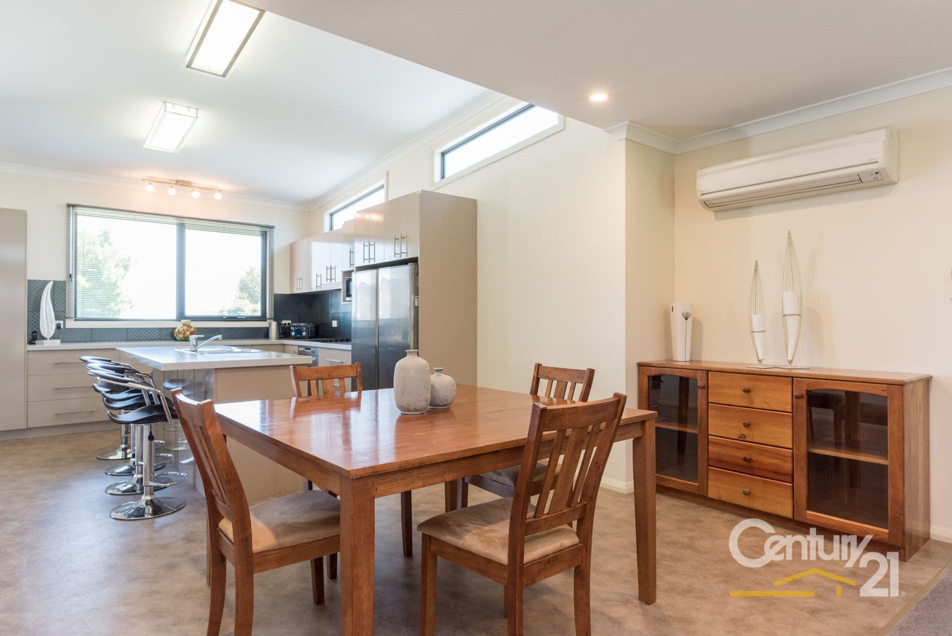 33 Surrey Street, Devonport, TAS, 7310, Devonport - Thumbnail 3
