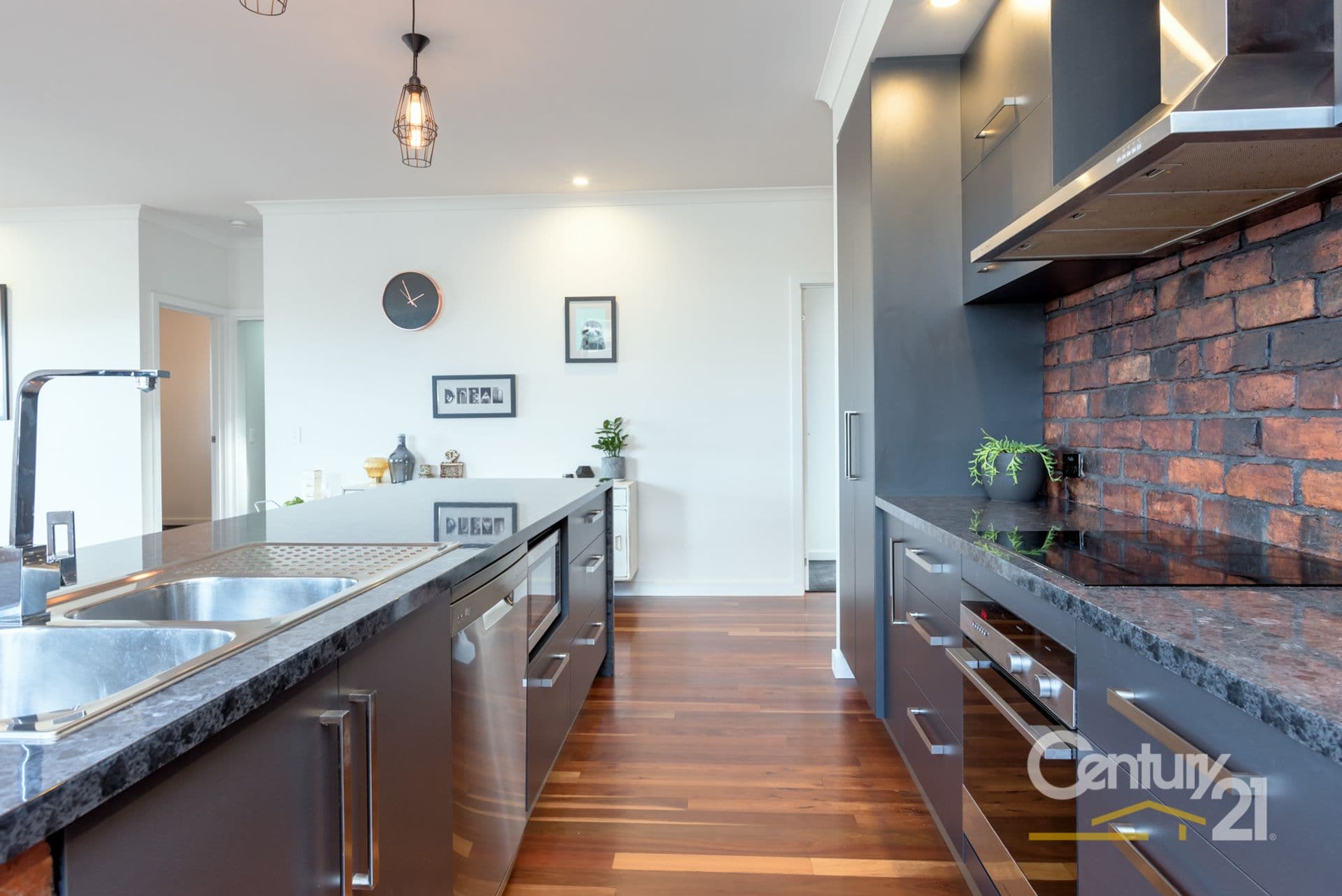 24 Watkinson Street, Devonport, TAS, 7310, Devonport - Thumbnail 3