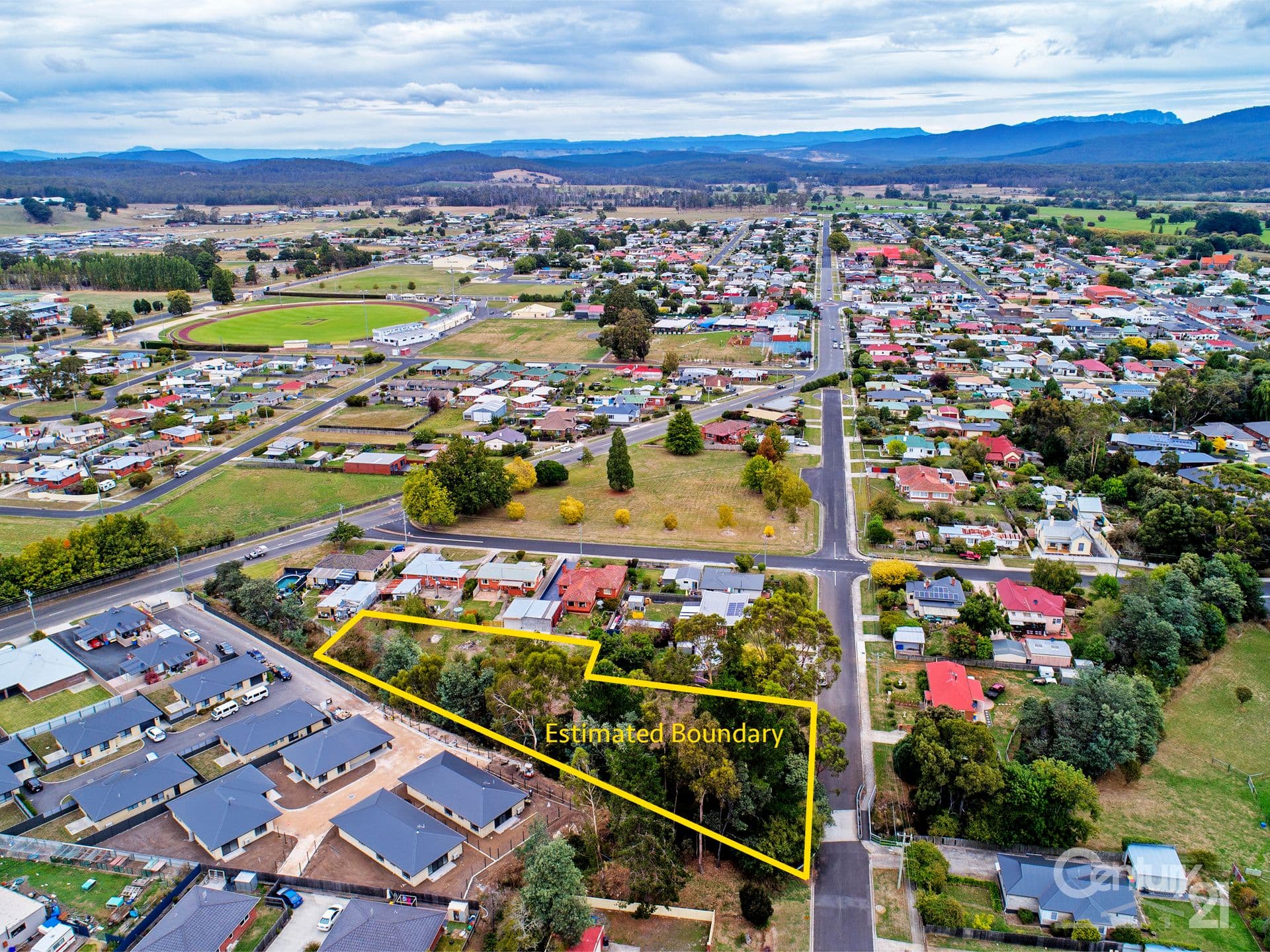 13 Bradshaw Street, Latrobe, TAS, 7307, Latrobe - Image 1