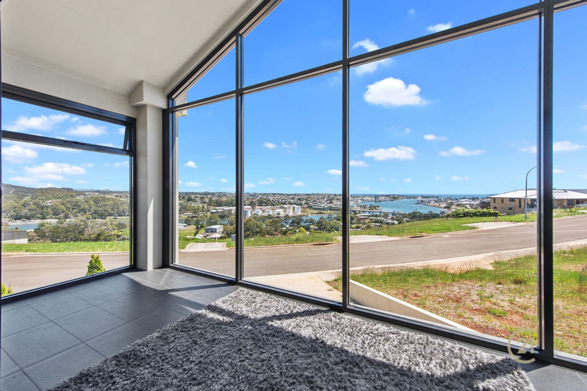 33 Skyline Drive, East Devonport, TAS, 7310, East Devonport - Thumbnail 2