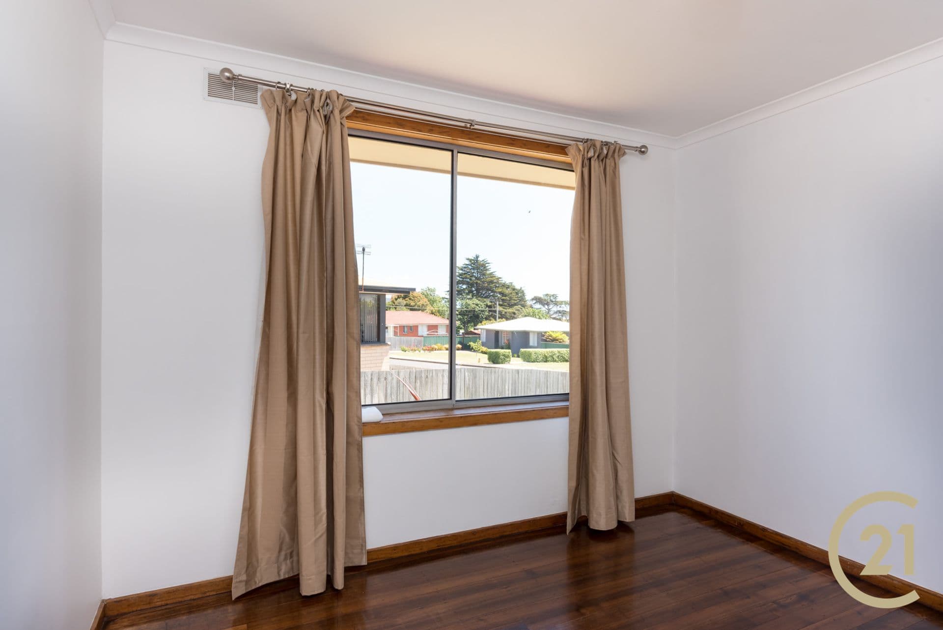 8 Canning Drive, East Devonport, TAS, 7310, East Devonport - Thumbnail 6