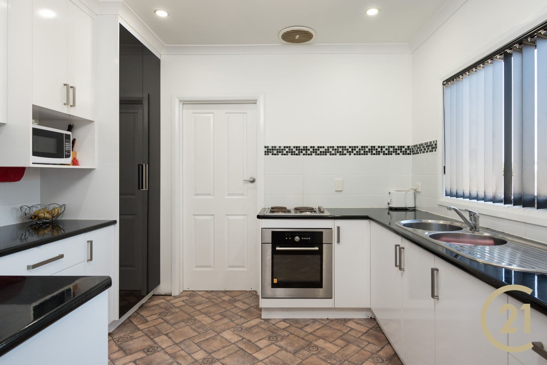 95 Parker Street, Devonport, TAS, 7310, Devonport - Thumbnail 3