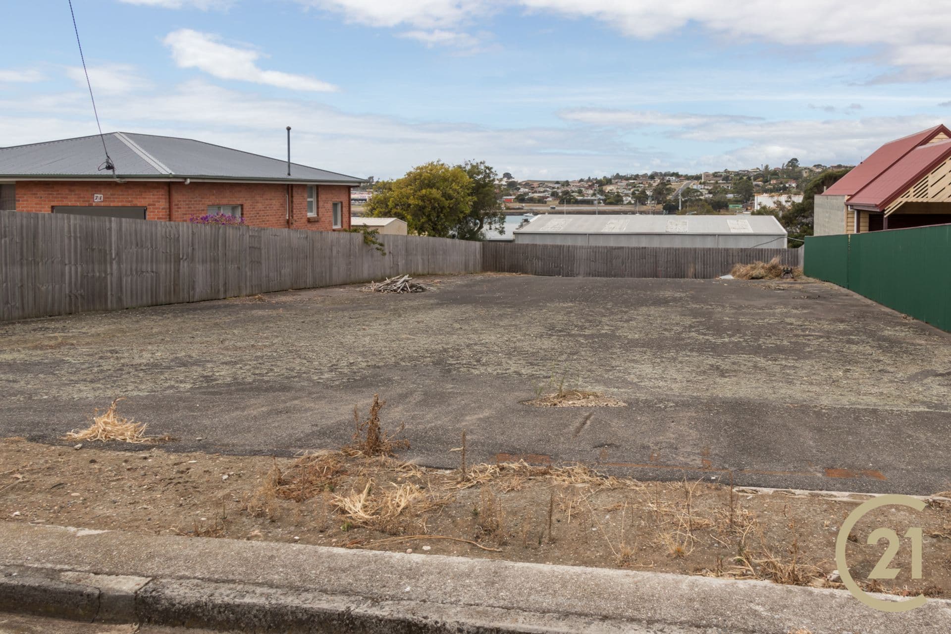 73 Wenvoe Street, Devonport, TAS, 7310, Devonport - Thumbnail 2