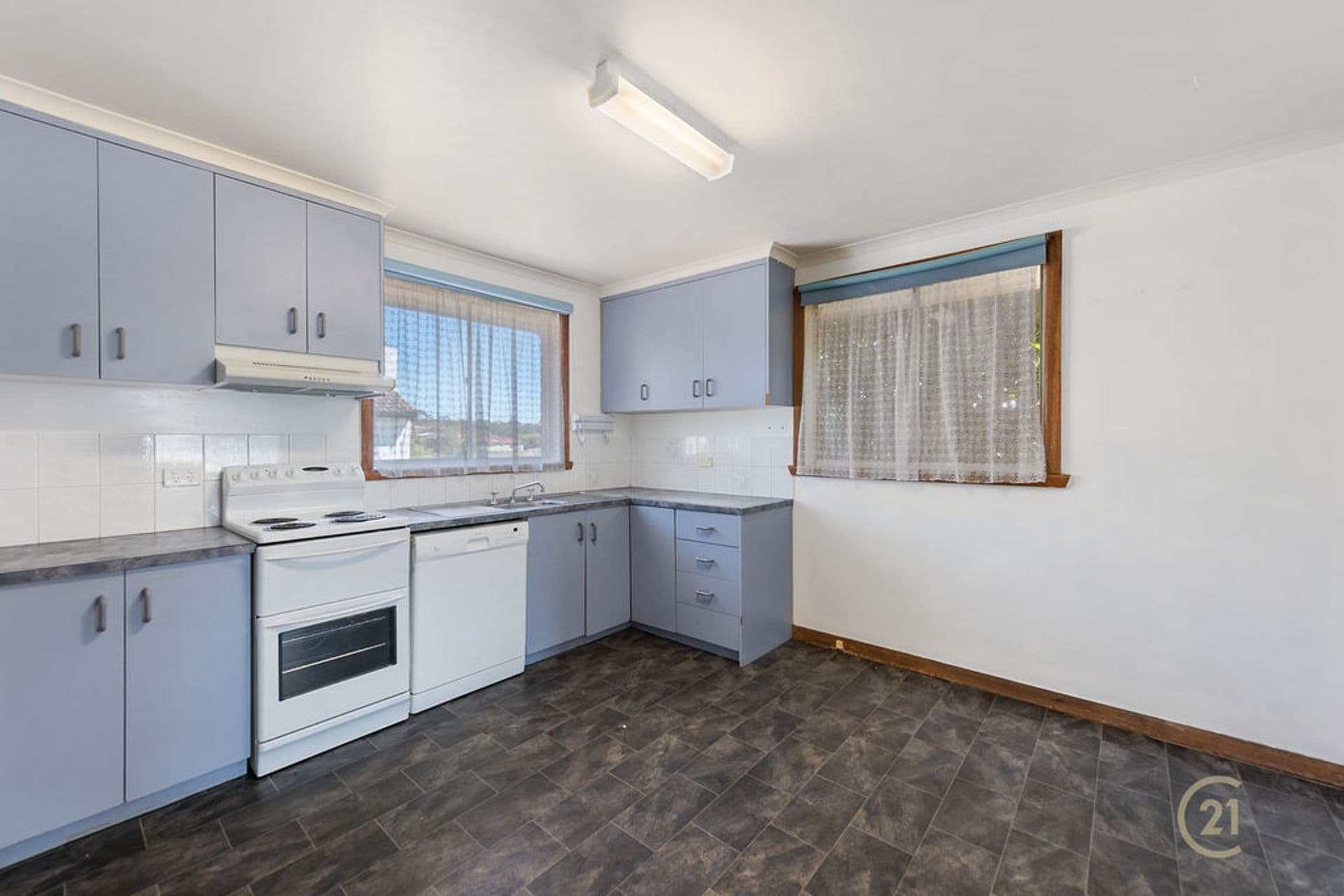 23 Morris Avenue, Devonport, TAS, 7310, Devonport - Thumbnail 2