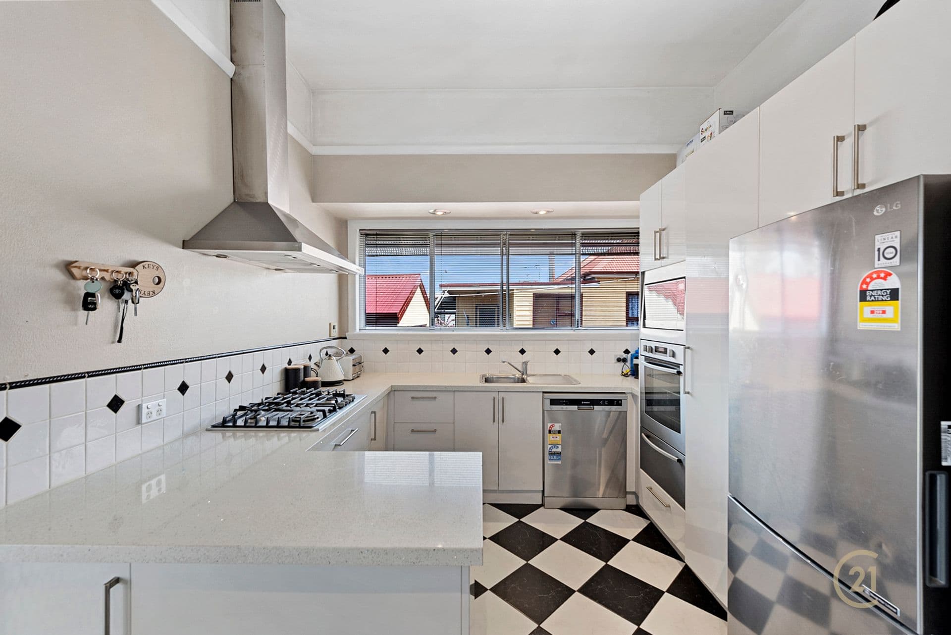 37 Ashburner Street, Devonport, TAS, 7310, Devonport - Thumbnail 4