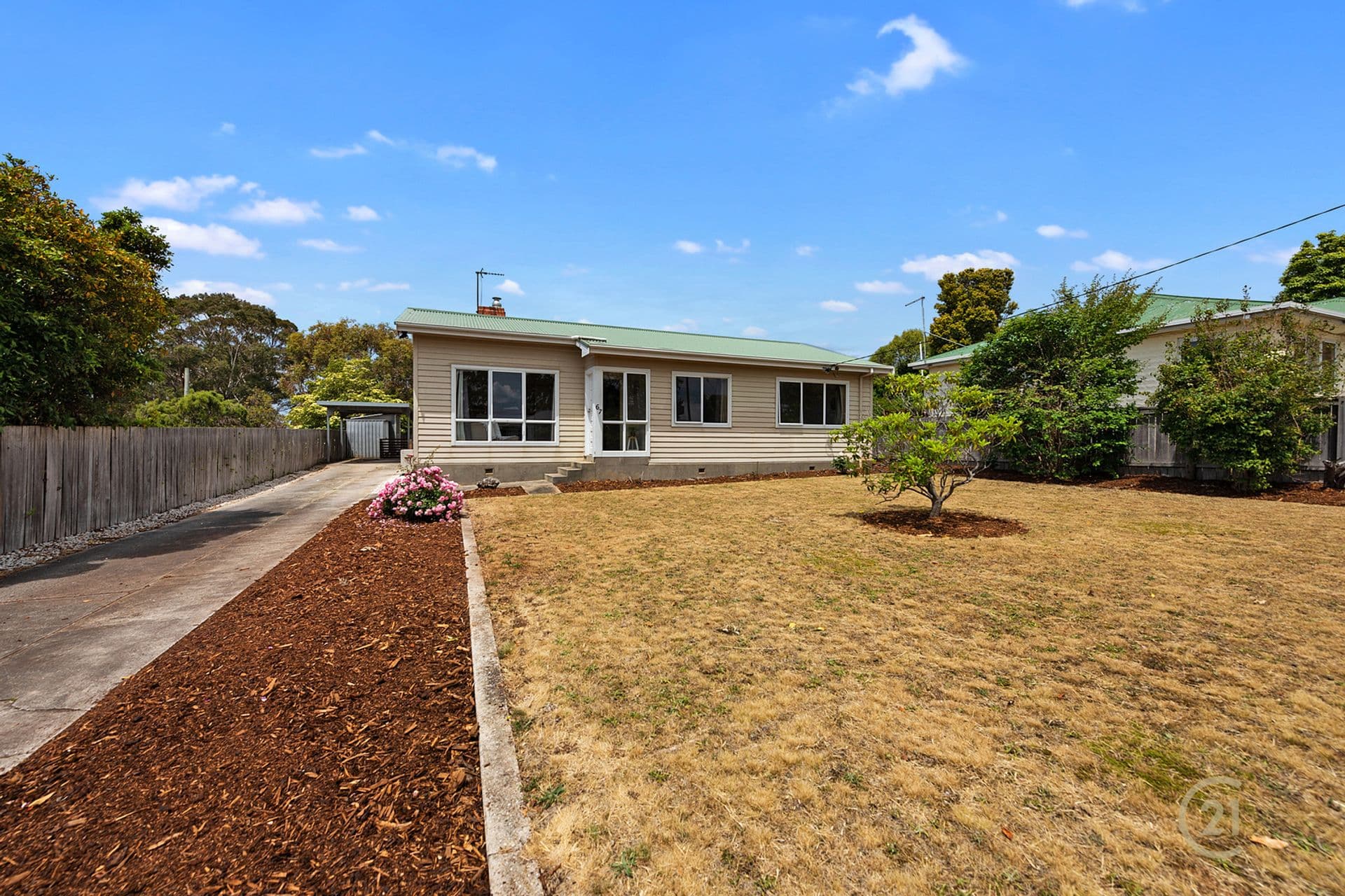 67 Hillcrest Road, Devonport, TAS, 7310, Devonport - Thumbnail 2