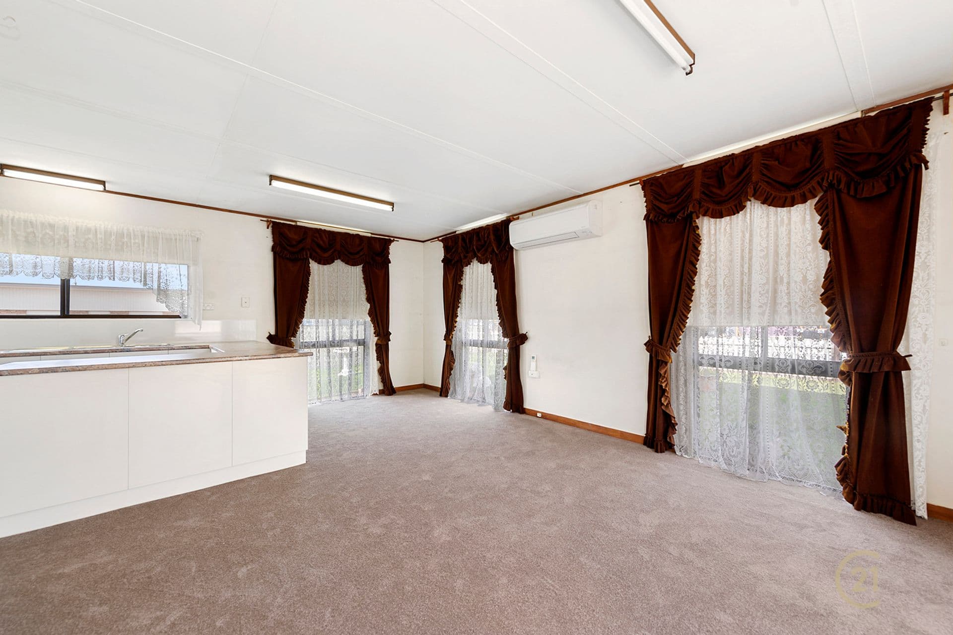 40 Elizabeth Street, Devonport, TAS, 7310, Devonport - Thumbnail 3