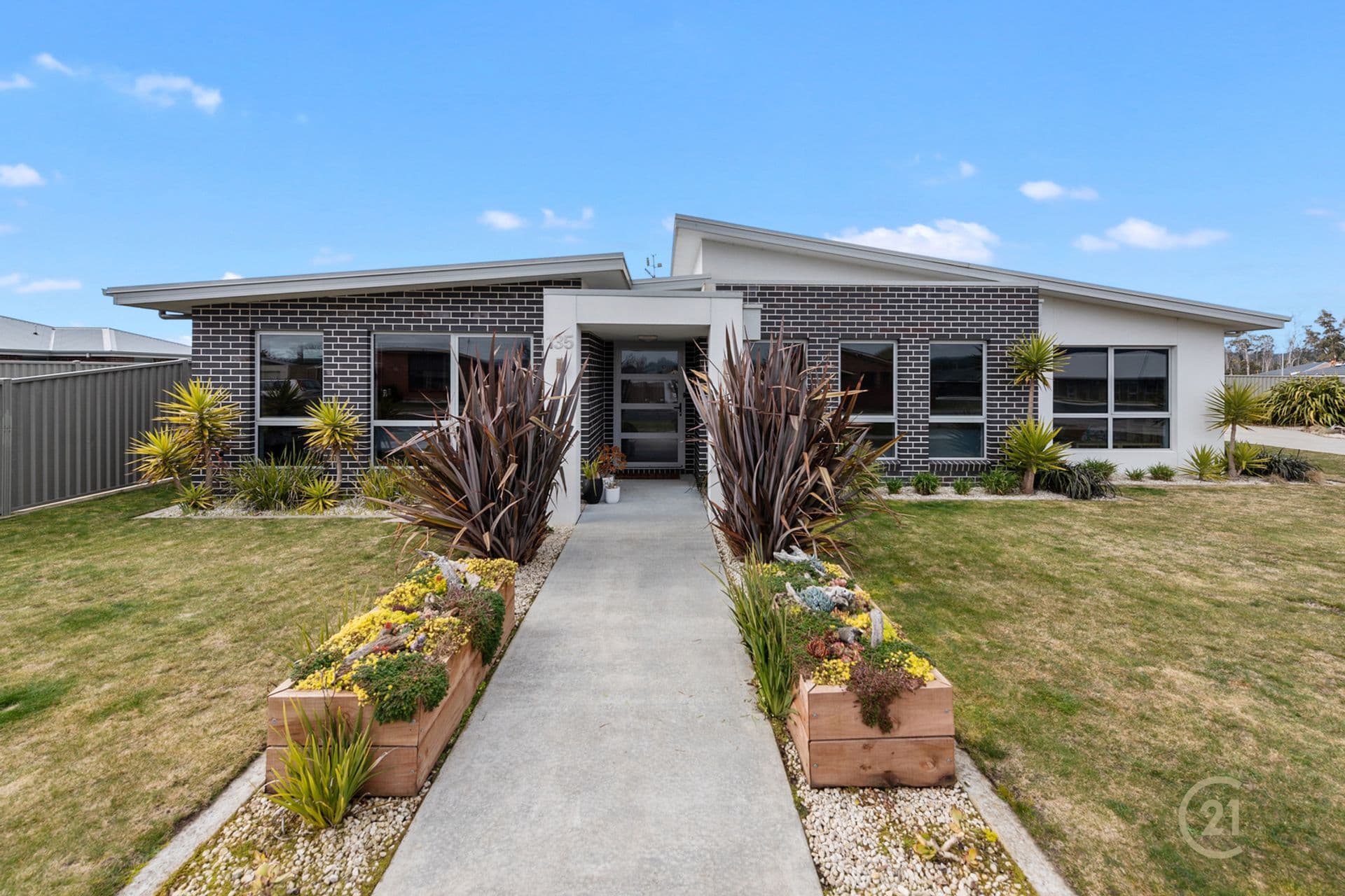 135 Bradshaw Street, Latrobe, TAS, 7307, Latrobe - Thumbnail 2