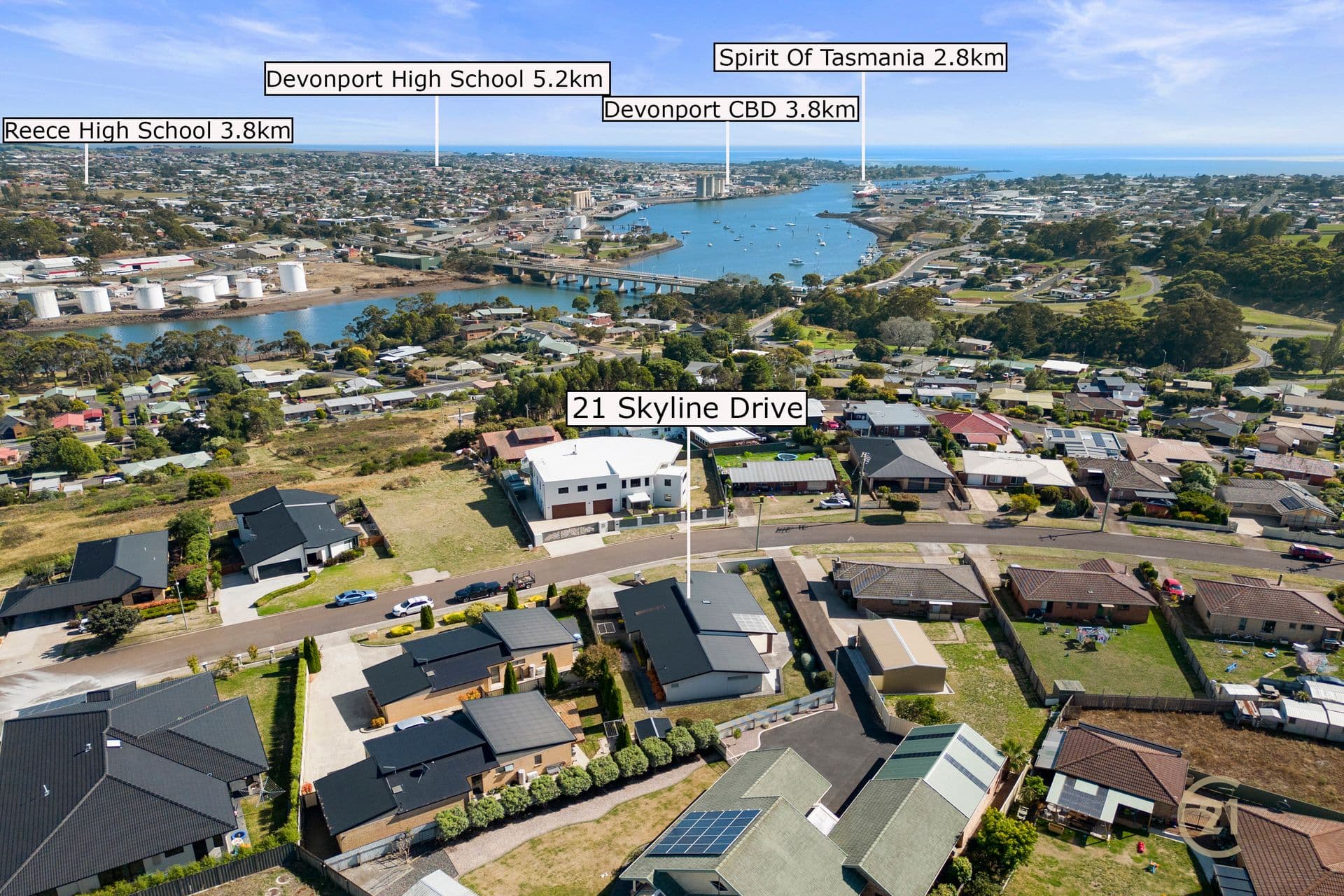 21 Skyline Drive, East Devonport, TAS, 7310, East Devonport - Thumbnail 2