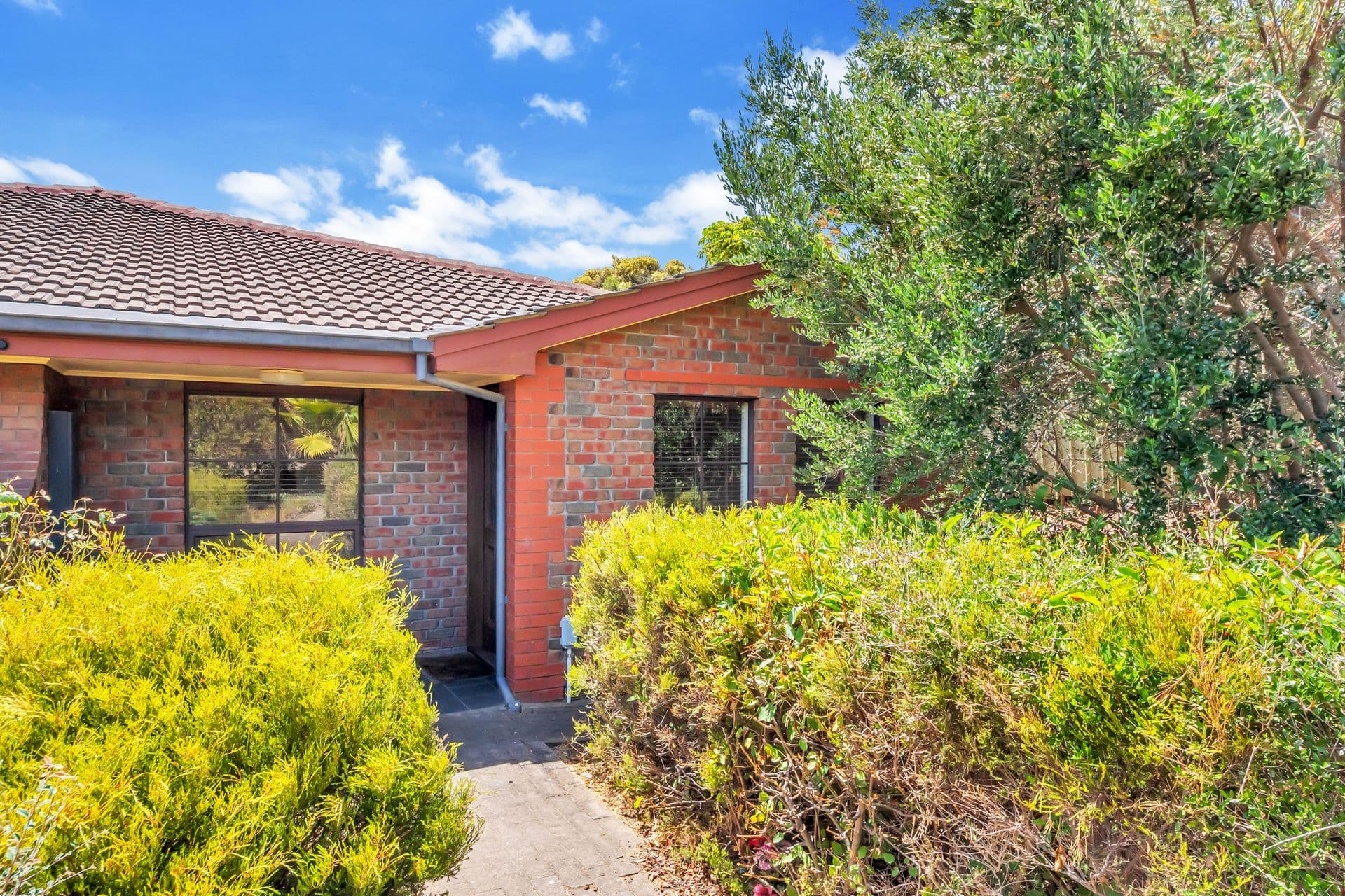 2/10 Beeches Road, Hallett Cove, SA, 5158, Hallett Cove - Image 1