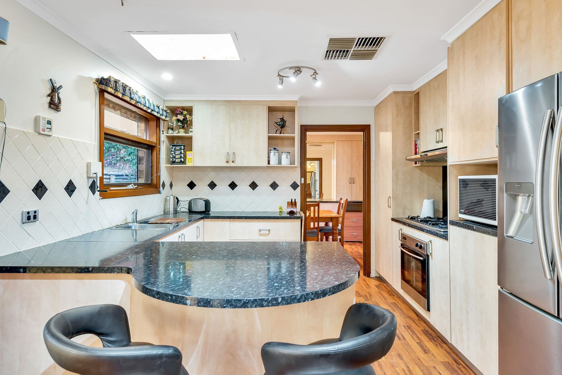 9 Karoona Crescent, Seacombe Heights, SA, 5047, Seacombe Heights - Thumbnail 3