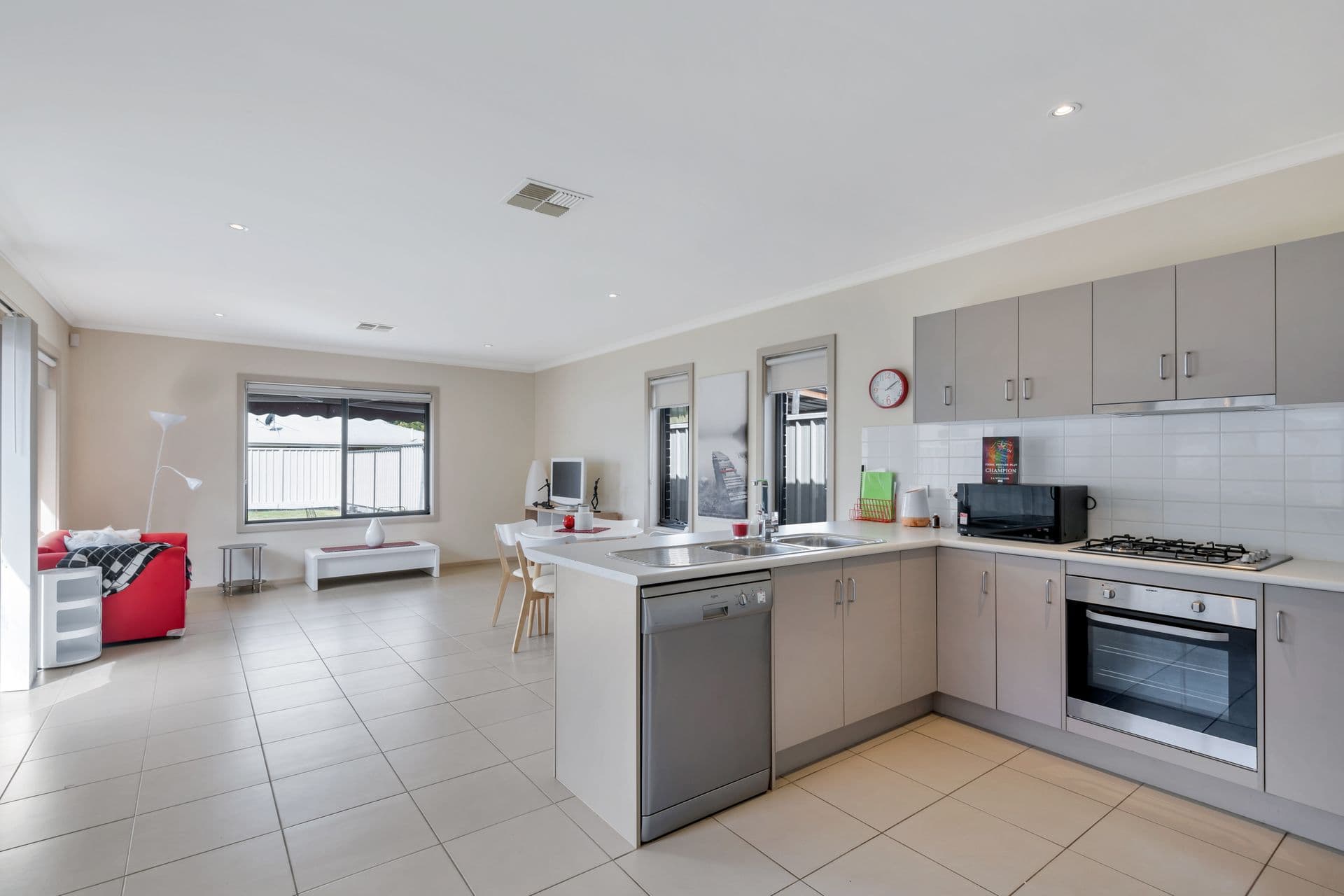 77 Appleby Road, Morphettville, SA, 5043, Morphettville - Thumbnail 3