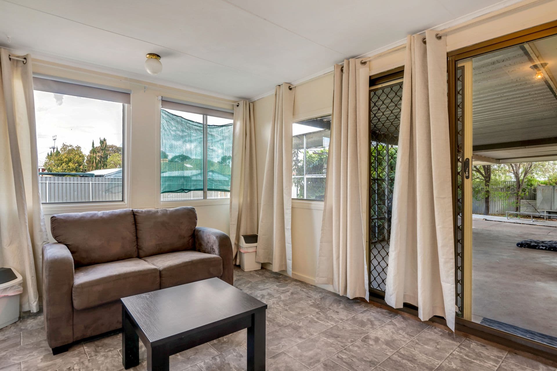 4 Weaver Avenue, Morphett Vale, SA, 5162, Morphett Vale - Thumbnail 6