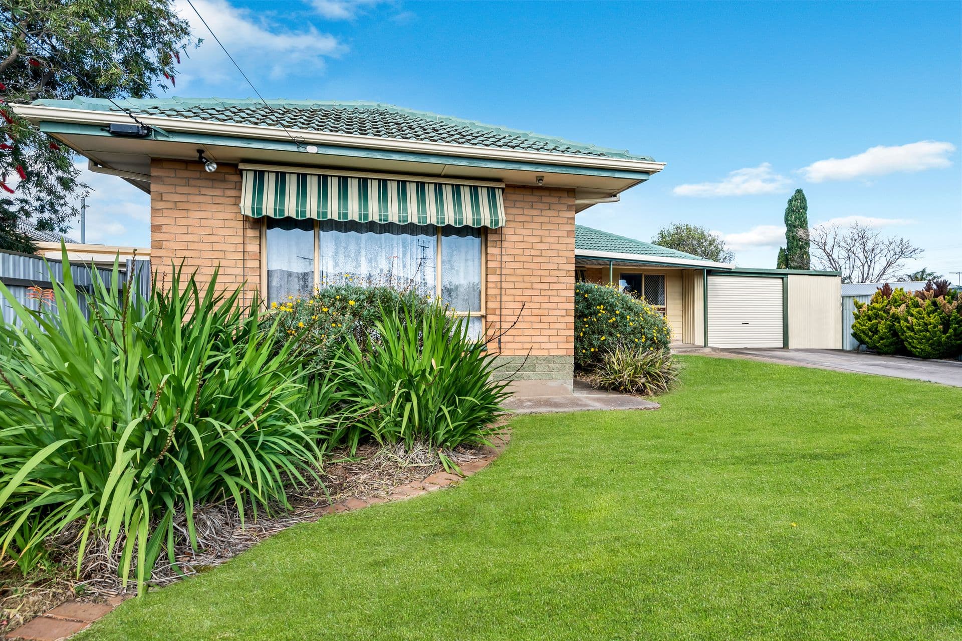 4 Weaver Avenue, Morphett Vale, SA, 5162, Morphett Vale - Thumbnail 3