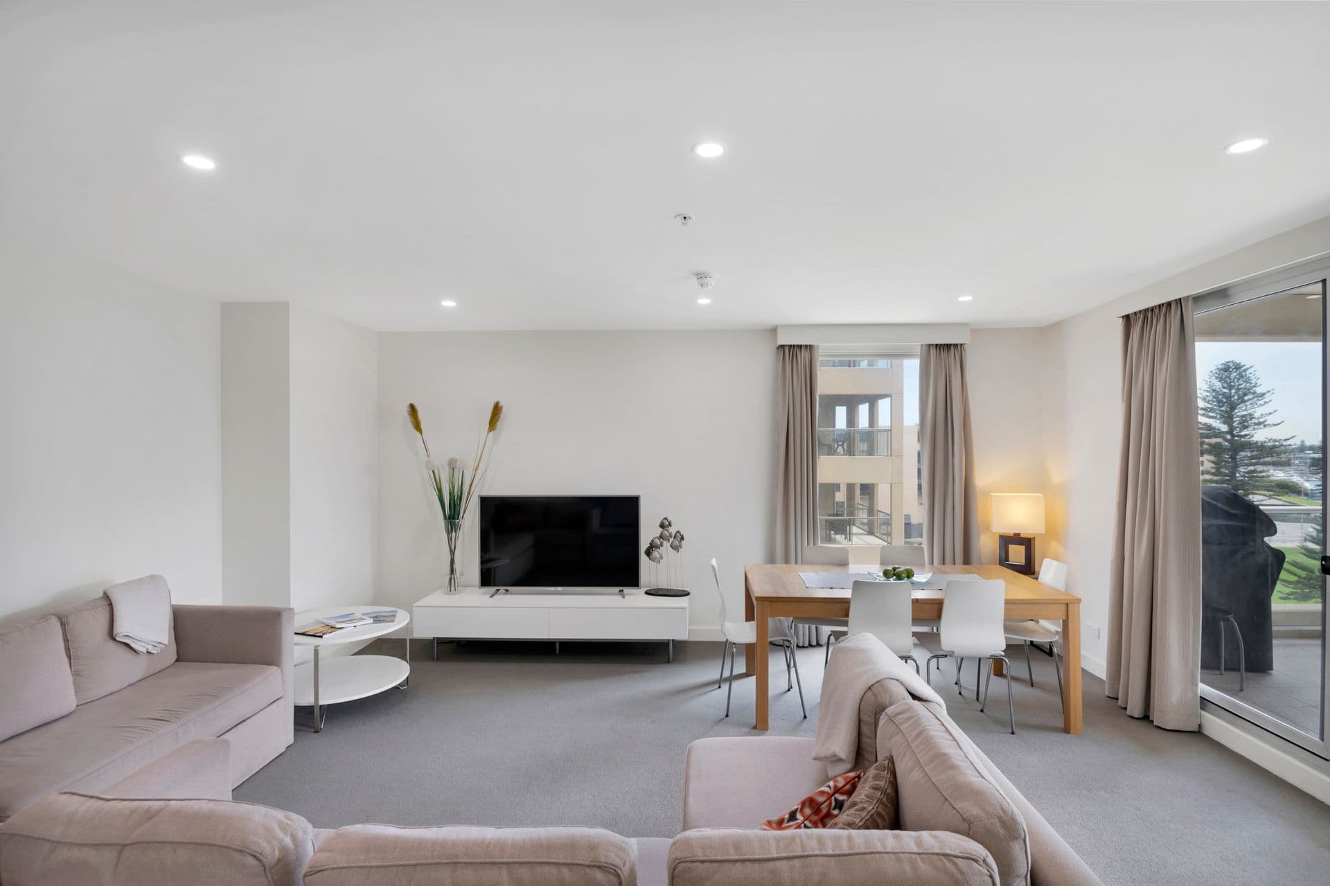 504/19 Holdfast Promenade, Glenelg, SA, 5045, Glenelg - Thumbnail 3
