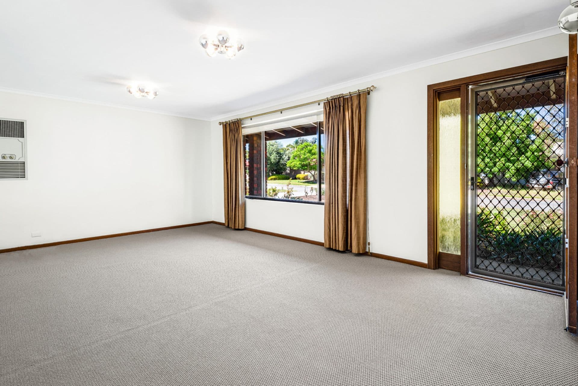 1 Alice Crescent, Morphett Vale, SA, 5162, Morphett Vale - Thumbnail 3