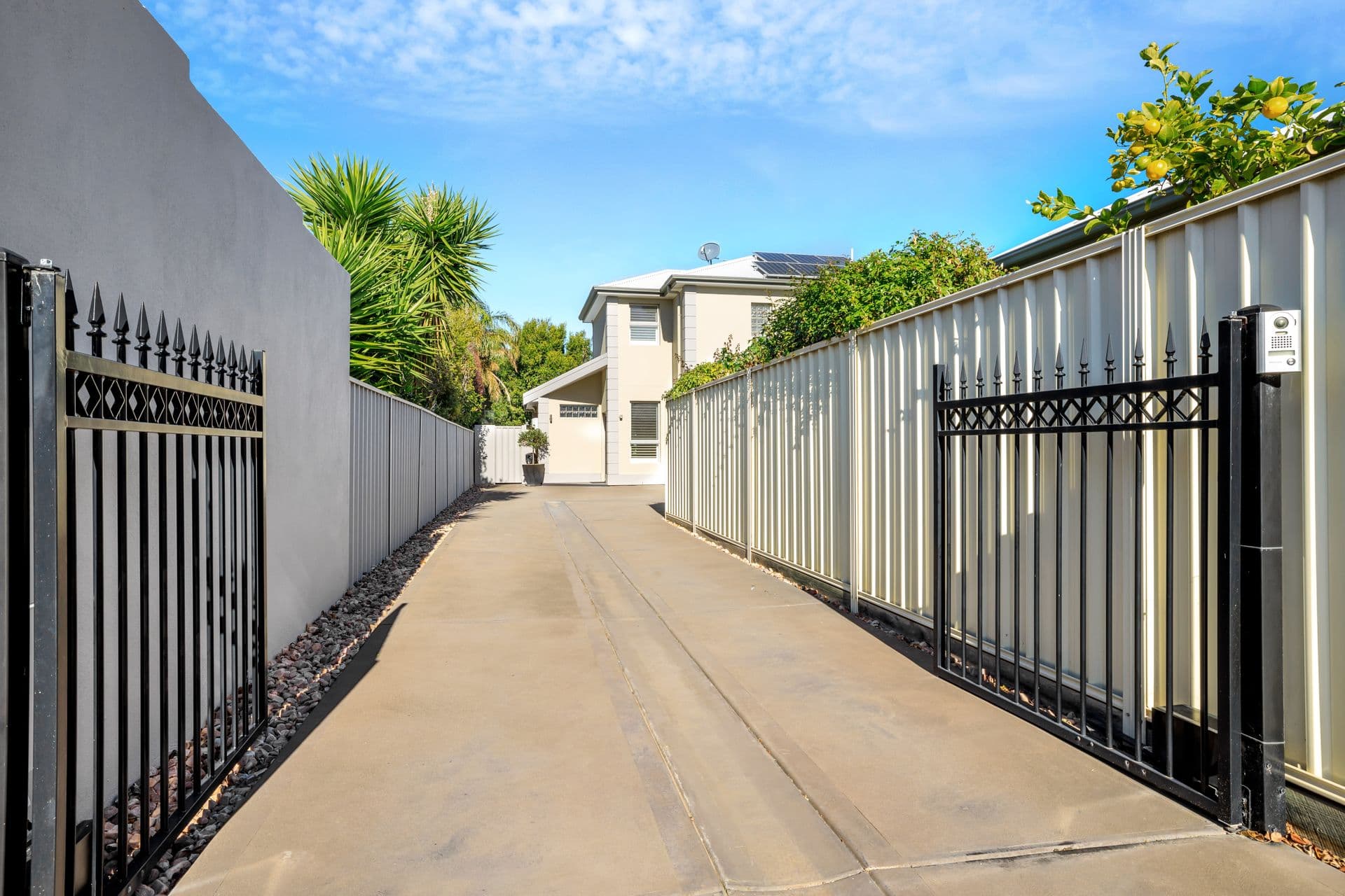 33A Rossall Road, Somerton Park, SA, 5044, Somerton Park - Thumbnail 2