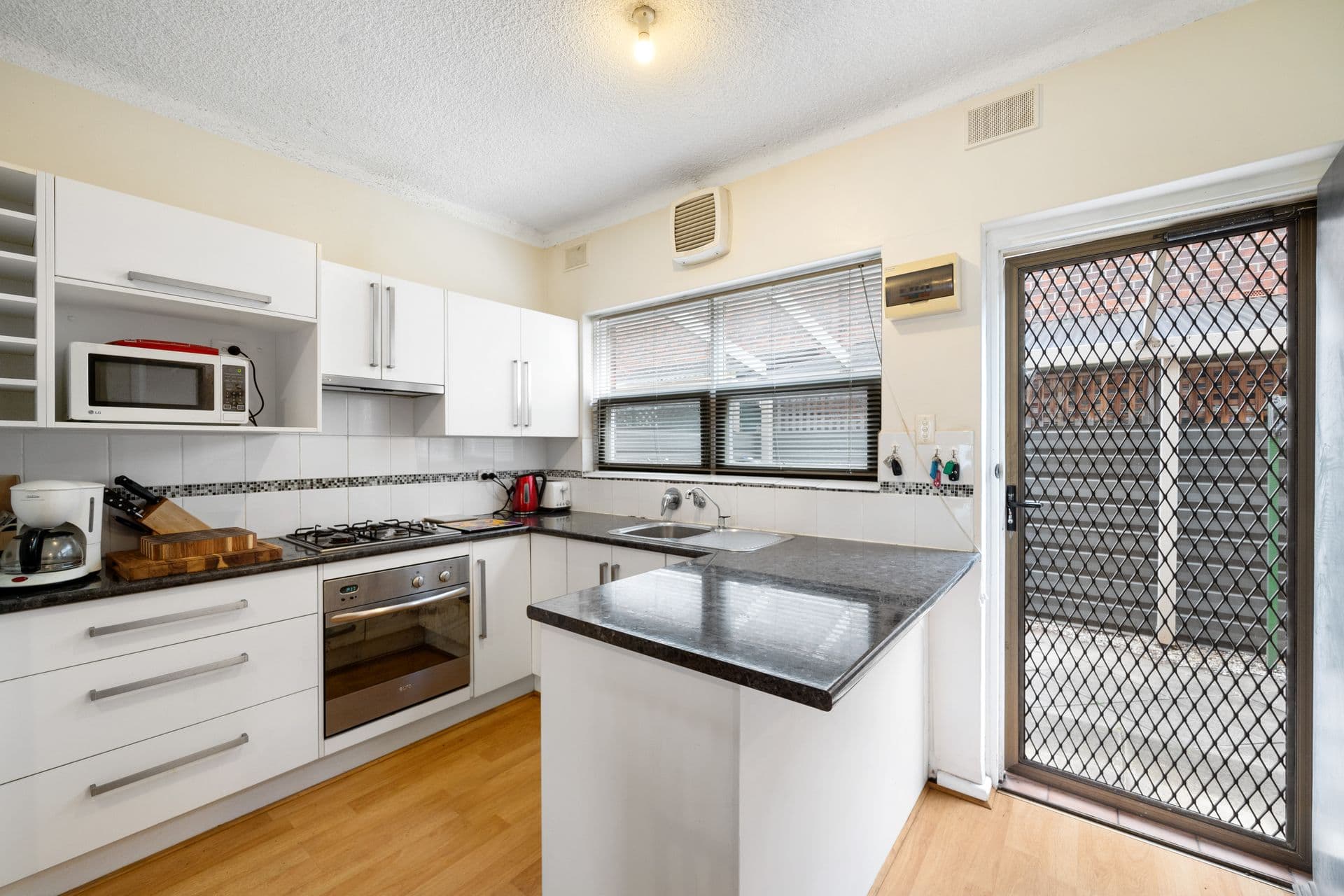 2/15 Hendrie Street, Morphettville, SA, 5043, Morphettville - Thumbnail 4