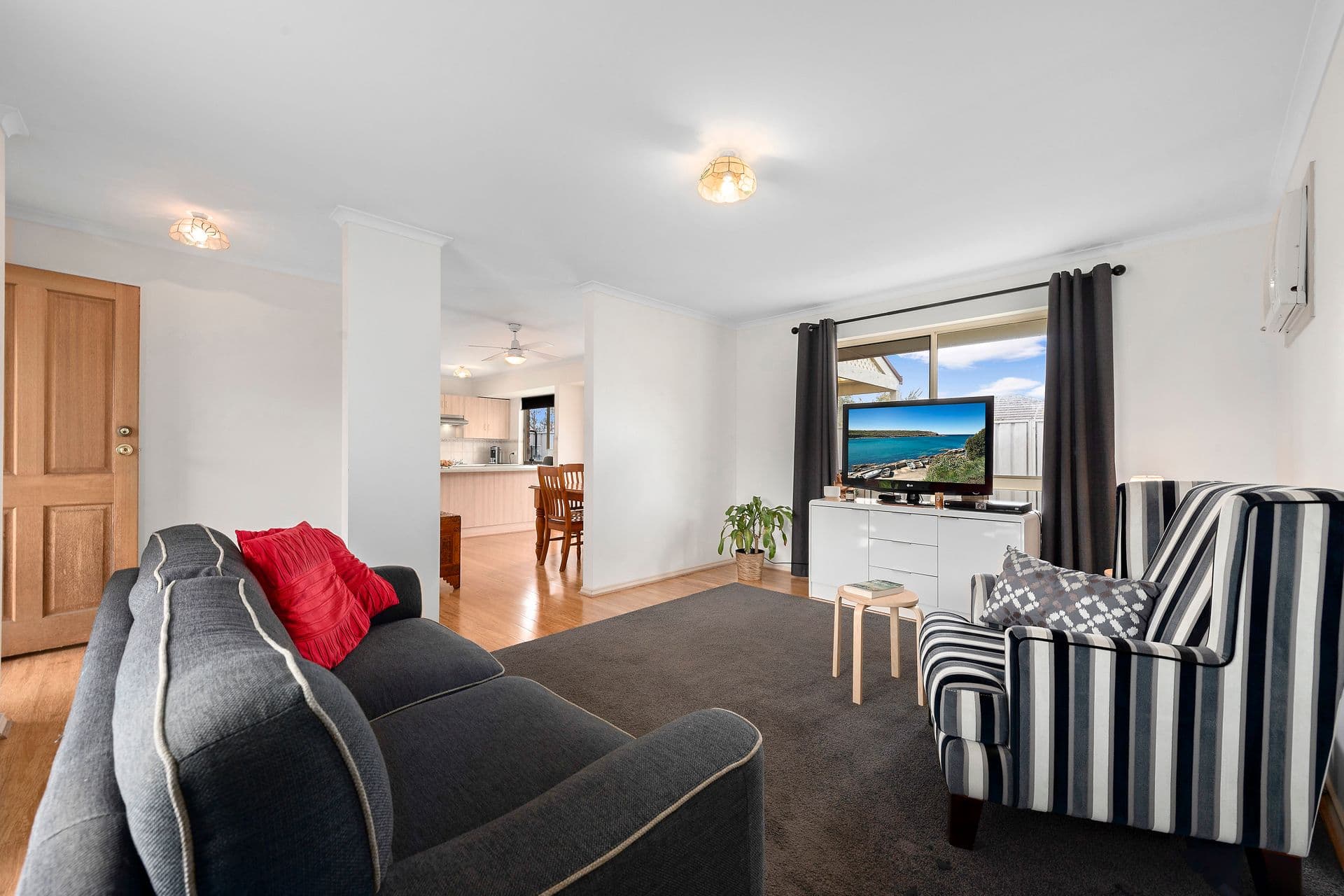 1/12 Buttercup Grove, Morphett Vale, SA, 5162, Morphett Vale - Thumbnail 3