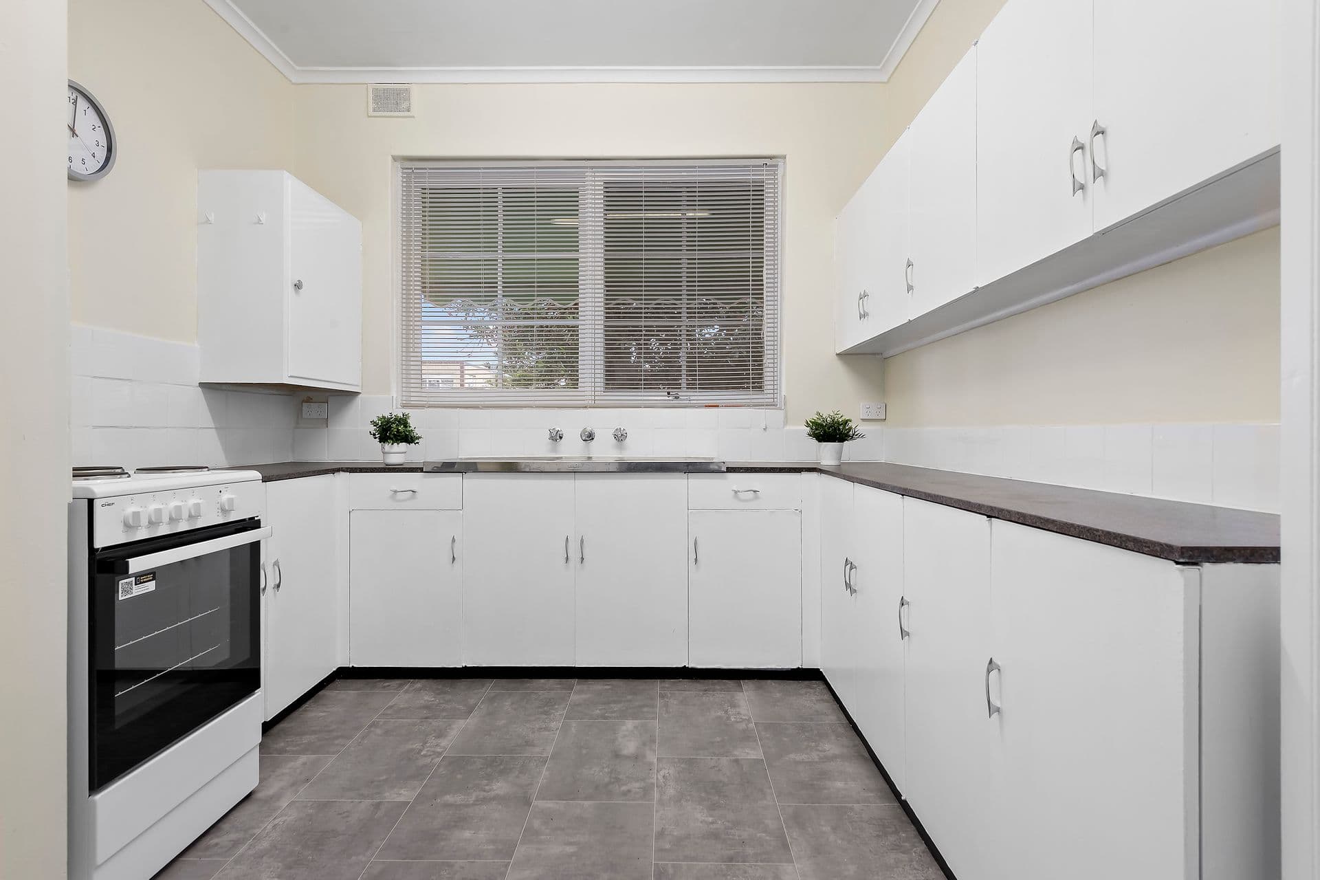 2/17 Brighton Road, Glenelg, SA, 5045, Glenelg - Thumbnail 3