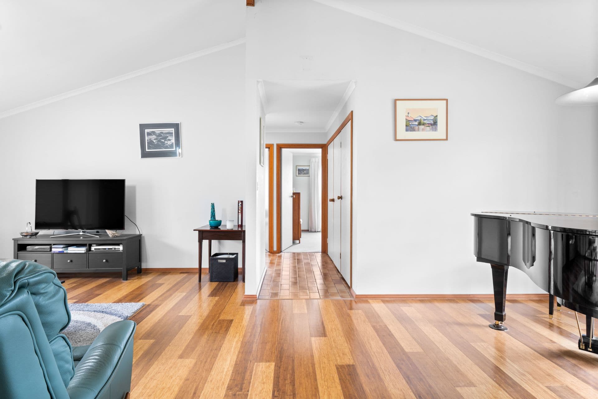16 Opal Court, Aberfoyle Park, SA, 5159, Aberfoyle Park - Thumbnail 7