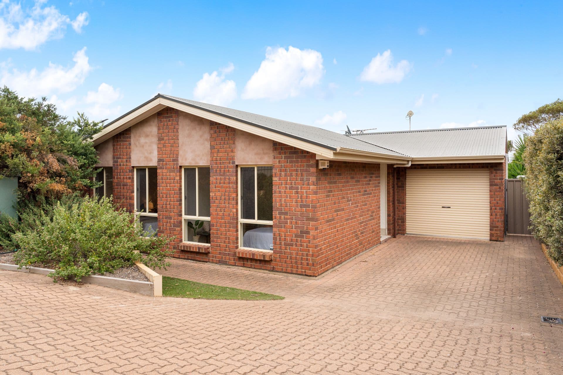 8/2 Olivier Terrace, Hallett Cove, SA, 5158, Hallett Cove - Image 1