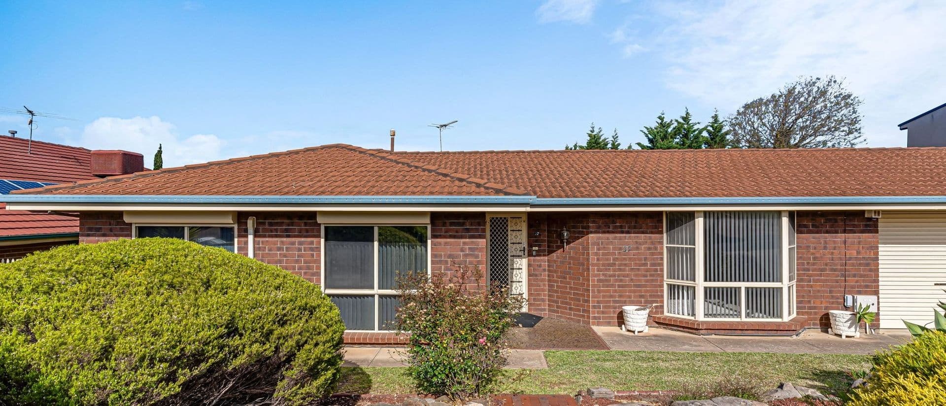 37 Coorabie Crescent, Hallett Cove, SA, 5158, Hallett Cove - Thumbnail 4