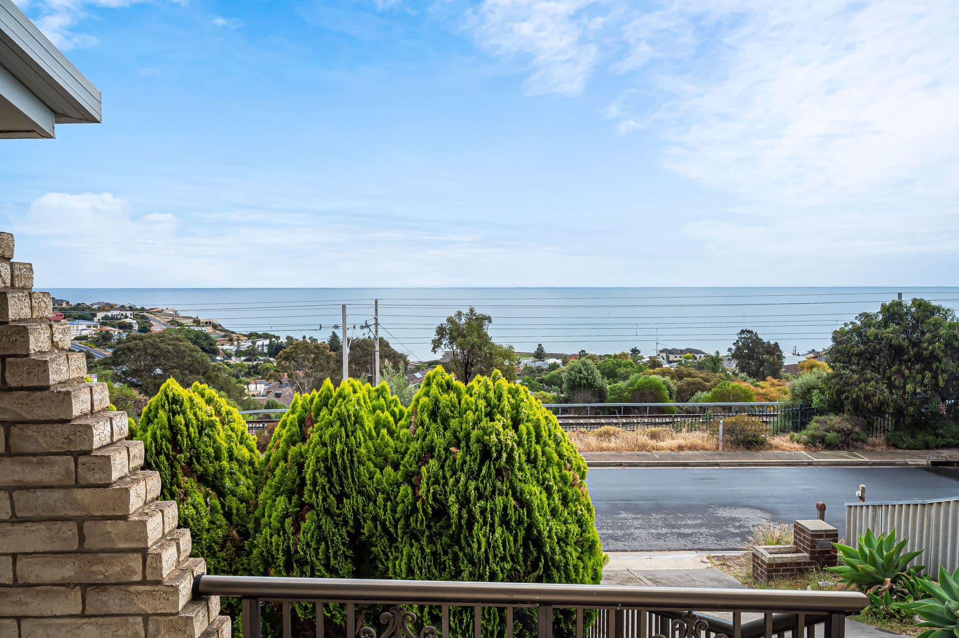 10 Columbia Crescent, Hallett Cove, SA, 5158, Hallett Cove - Thumbnail 5
