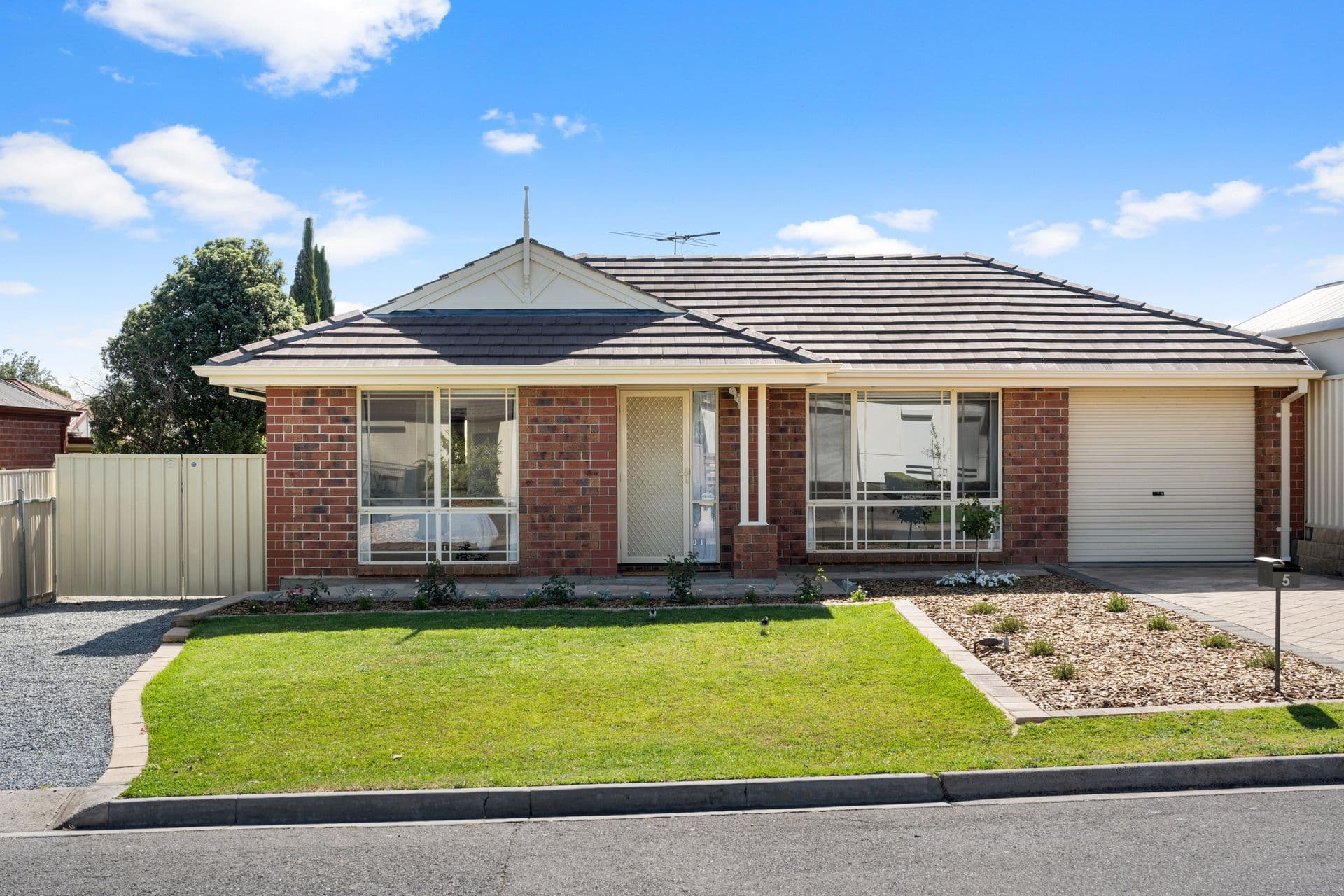 5 Mundulla Avenue, Woodcroft, SA, 5162, Woodcroft - Image 1