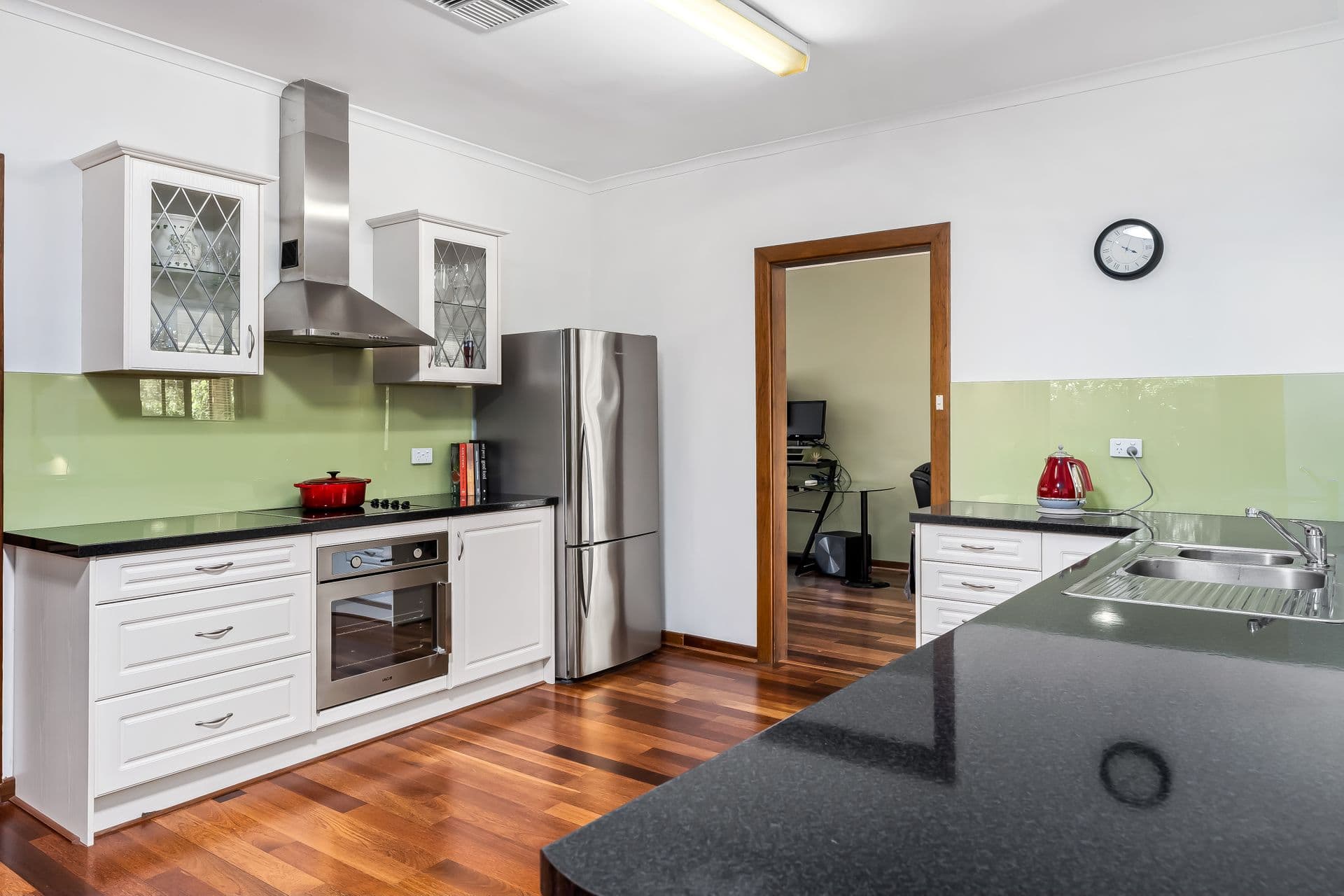 2 Trevelion Avenue, Brighton, SA, 5048, Brighton - Thumbnail 8