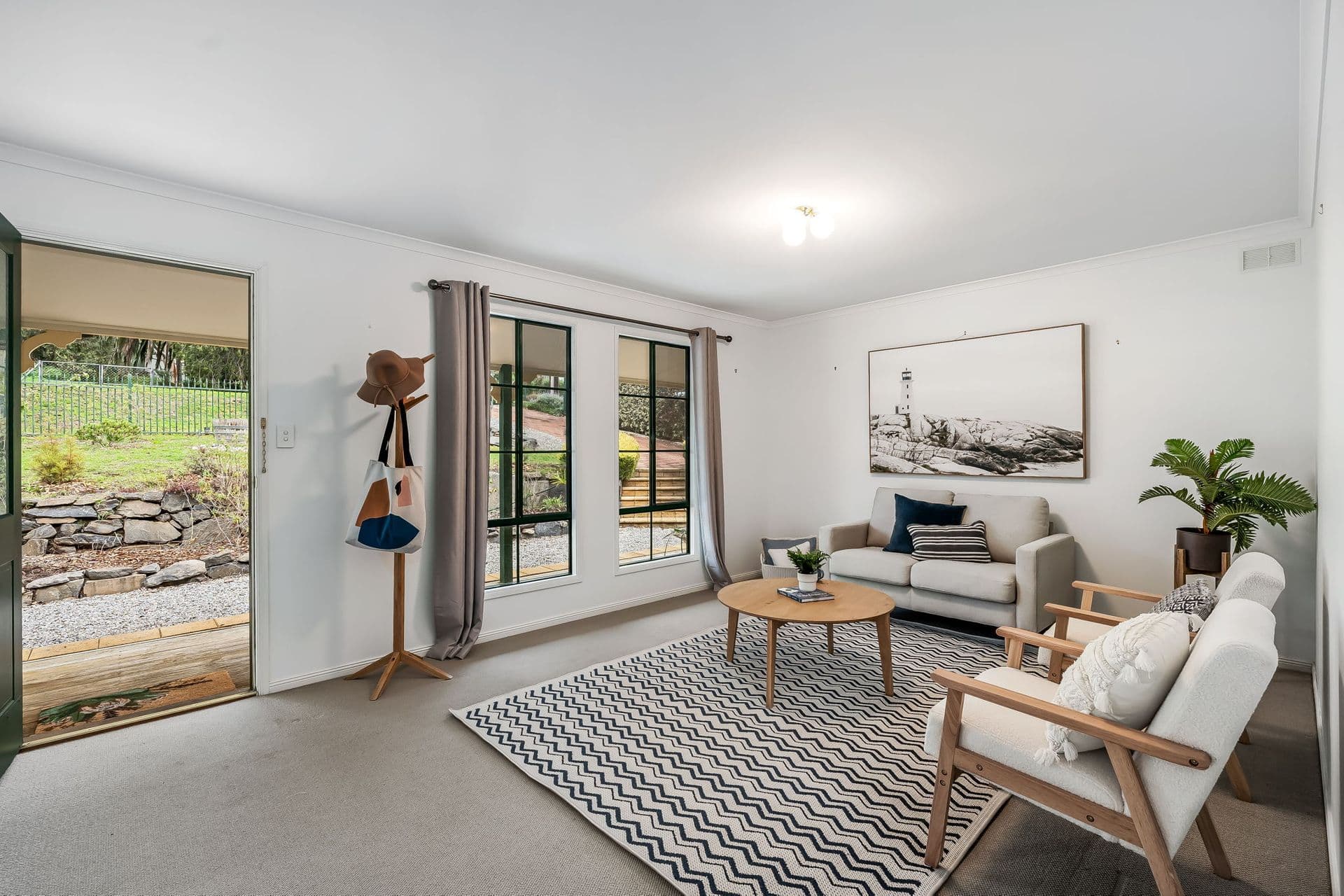 4 Laurie Avenue, Encounter Bay, SA, 5211, Encounter Bay - Thumbnail 3
