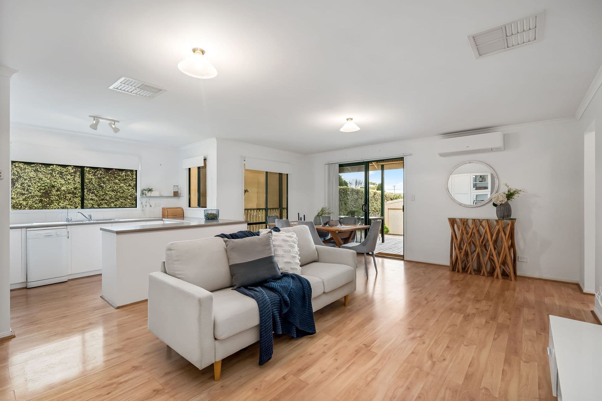 4 Laurie Avenue, Encounter Bay, SA, 5211, Encounter Bay - Thumbnail 5