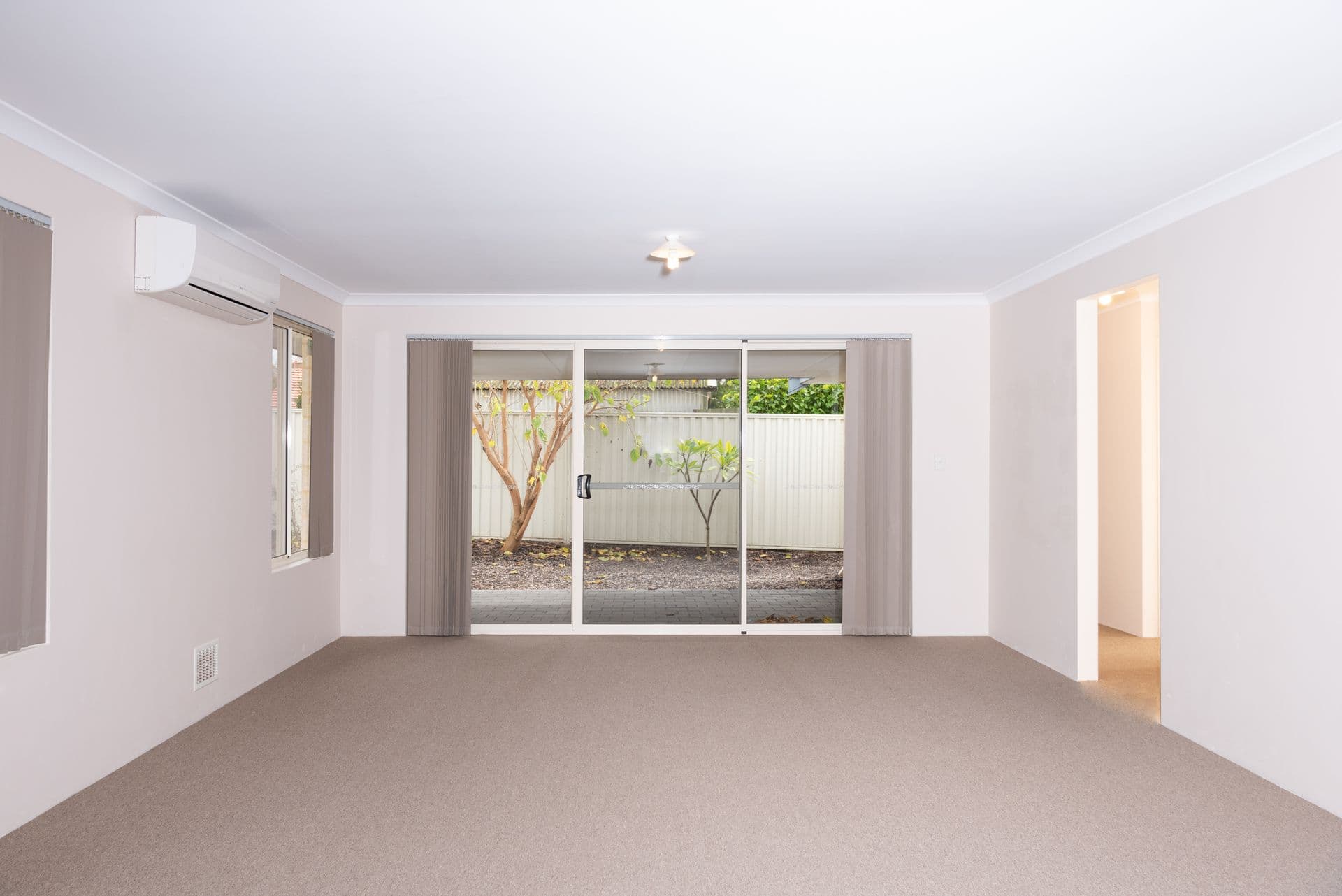 19 Patchett Street, Cloverdale, WA, 6105, Cloverdale - Thumbnail 2