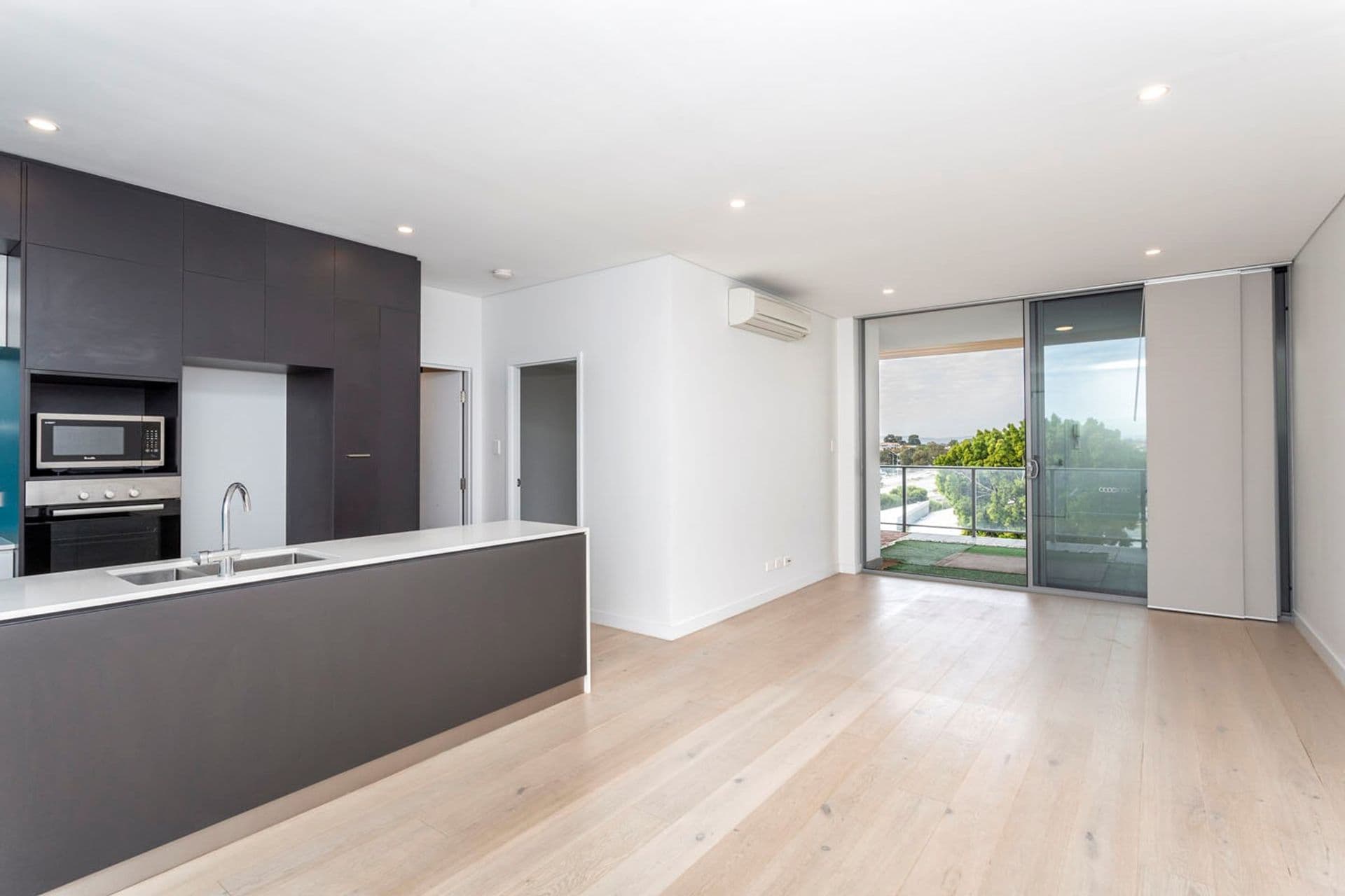 51/8 Riversdale Road, Burswood, WA, 6100, Burswood - Thumbnail 4