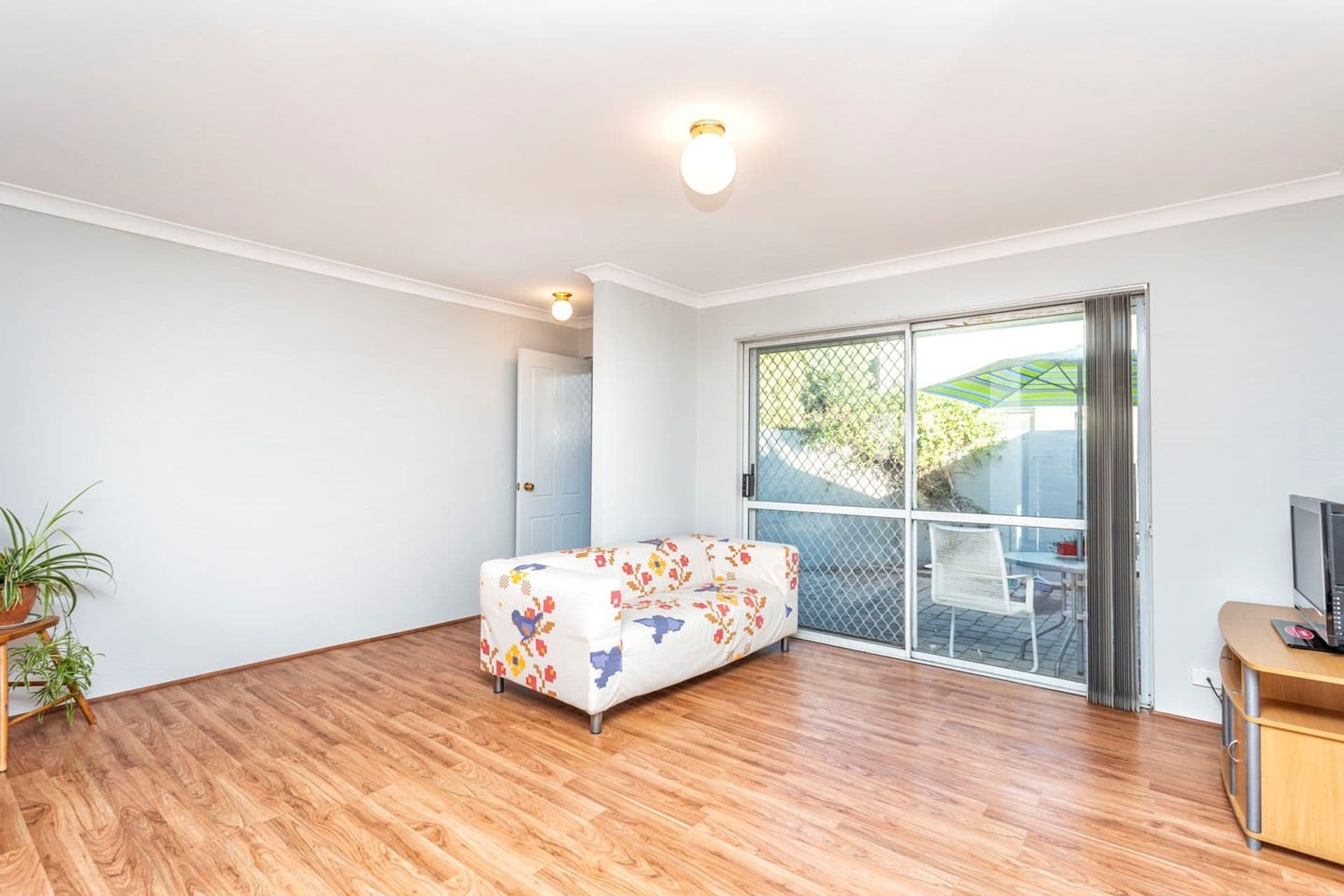13/2 Waterway Court, Churchlands, WA, 6018, Churchlands - Thumbnail 2