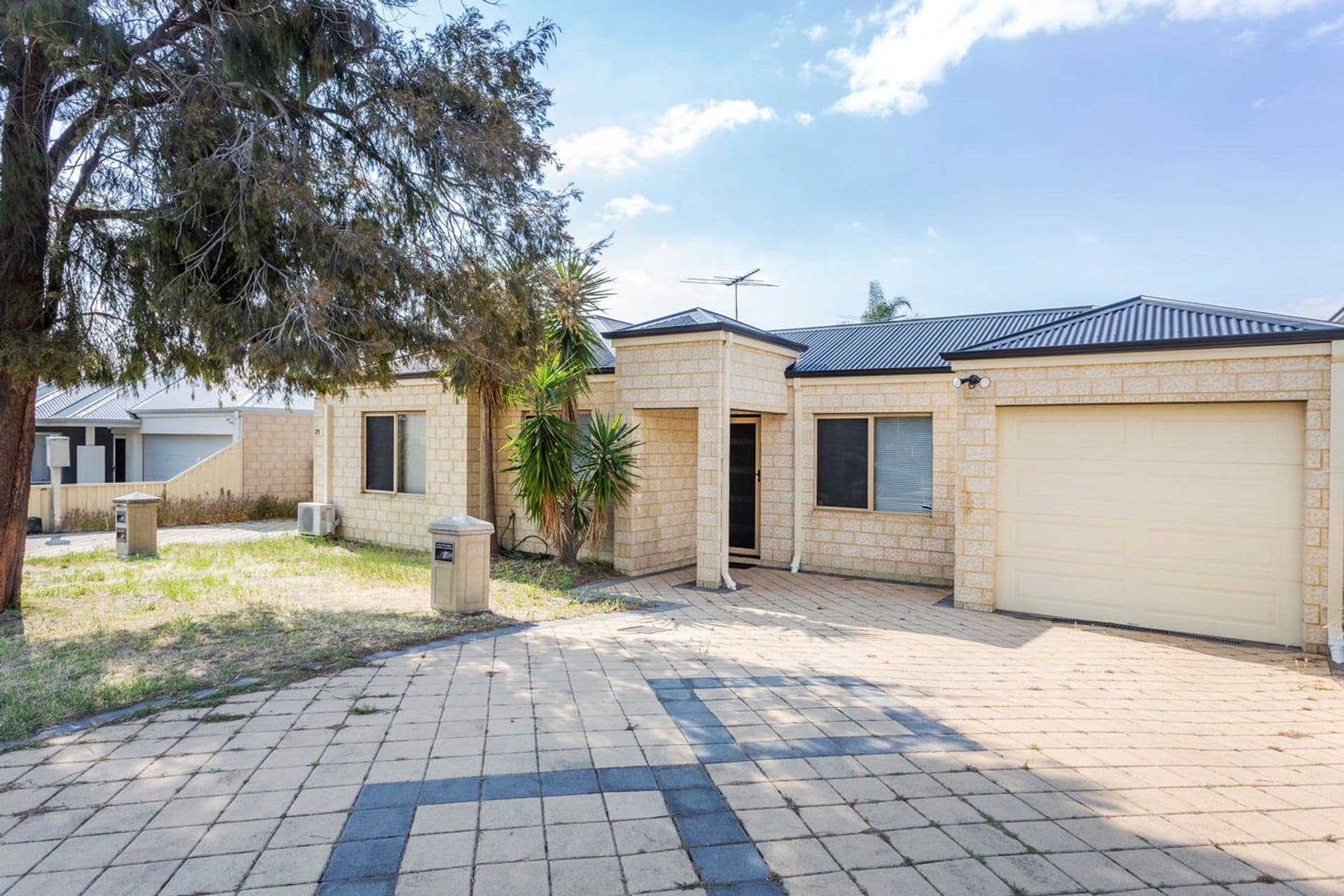 2/280 Lord Street, Perth, WA, 6000, Nollamara - Image 1