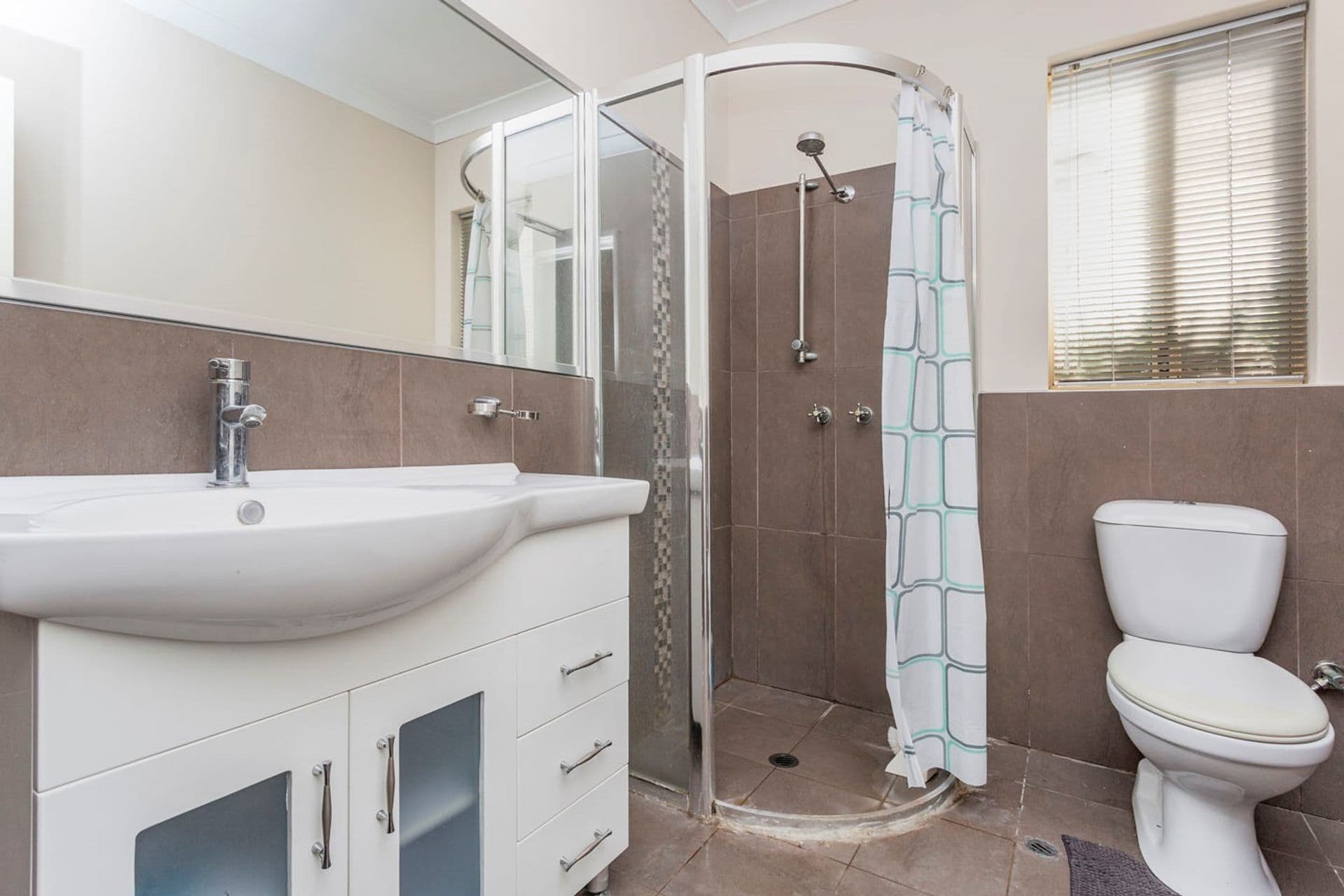 2/280 Lord Street, Perth, WA, 6000, Nollamara - Thumbnail 7