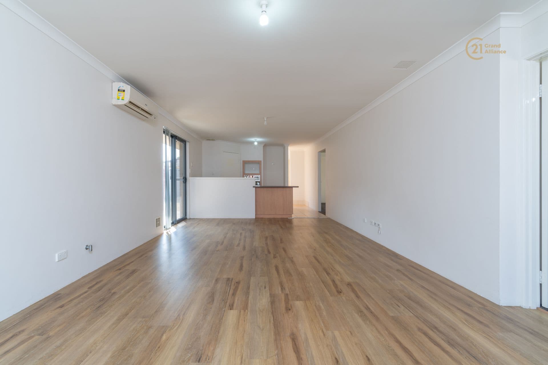 2/9 Bickley Road, Cannington, WA, 6107, Cannington - Thumbnail 4